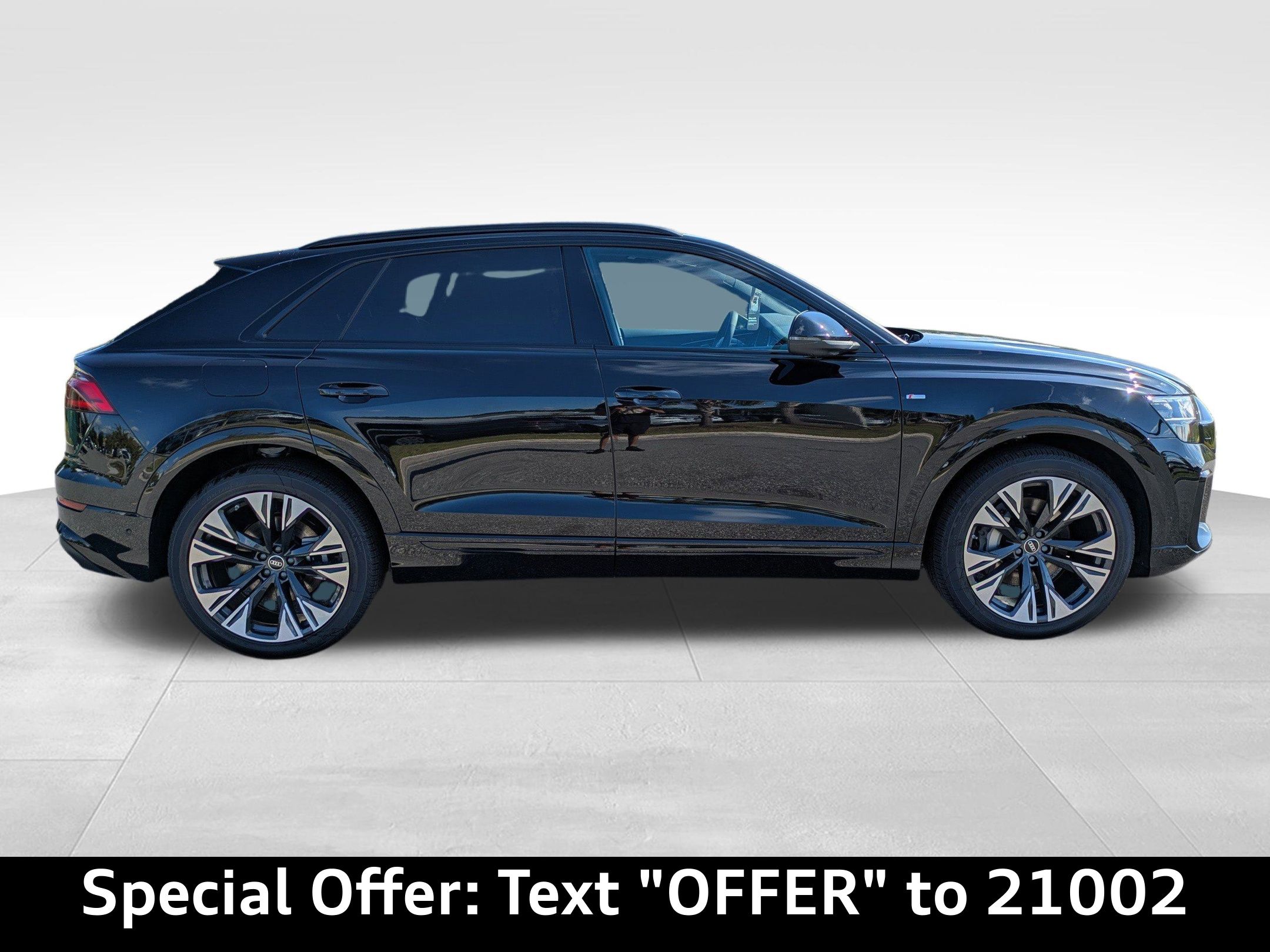 Audi 2025 Q8 55 TFSI quattro Premium Plus