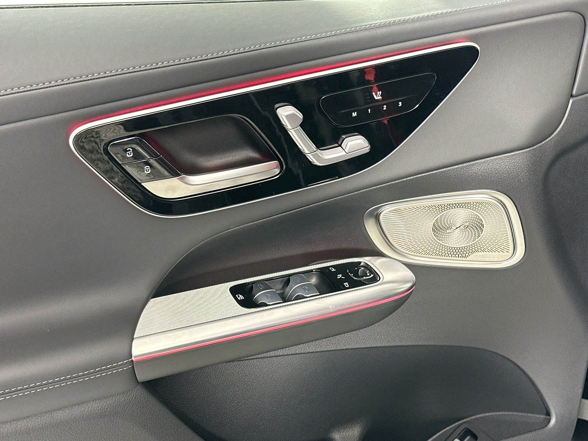 used 2025 Mercedes-Benz GLC car, priced at $89,998