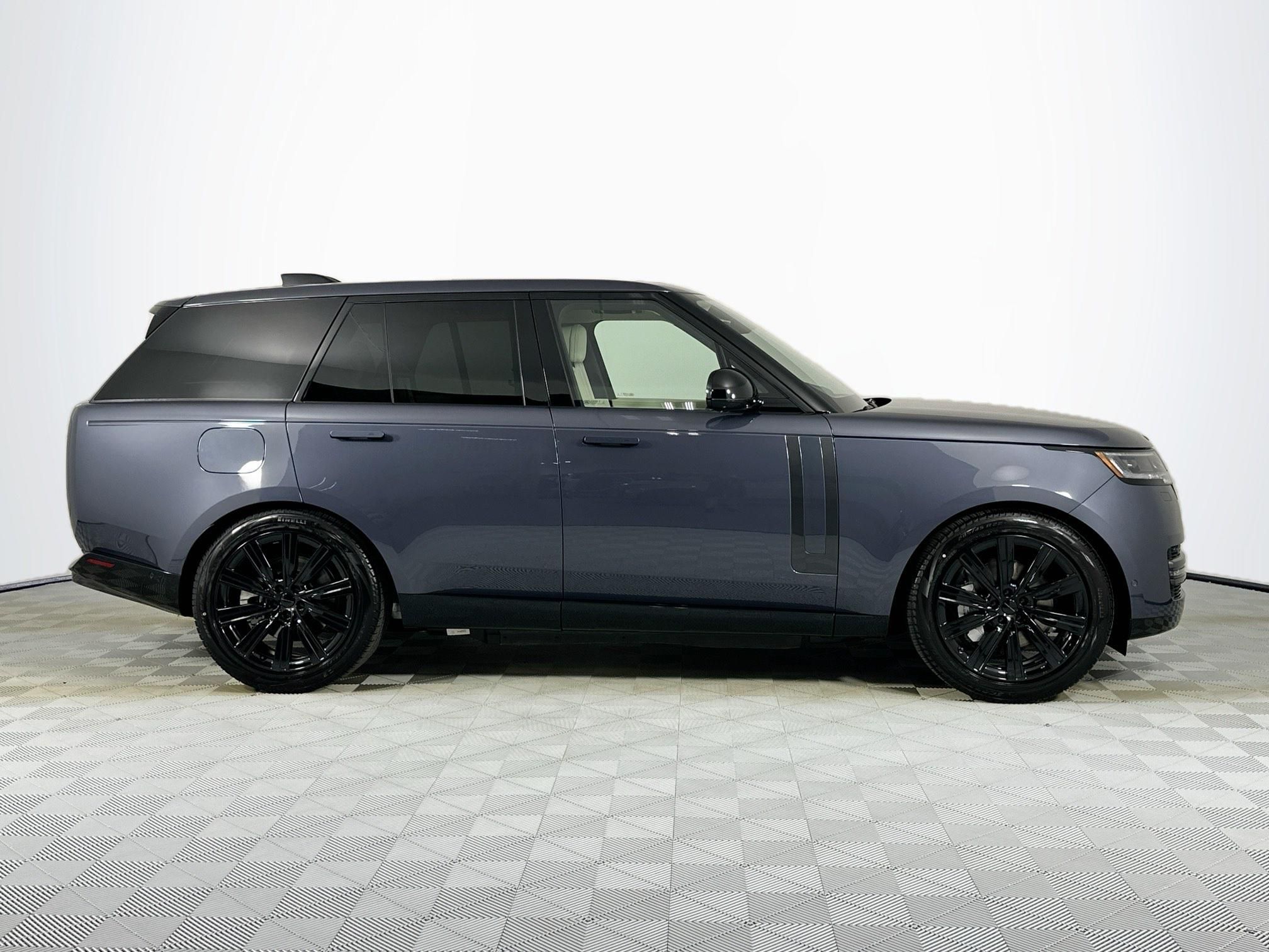 new 2026 Land Rover Range Rover Plug-In Hybrid car, priced at $135,525