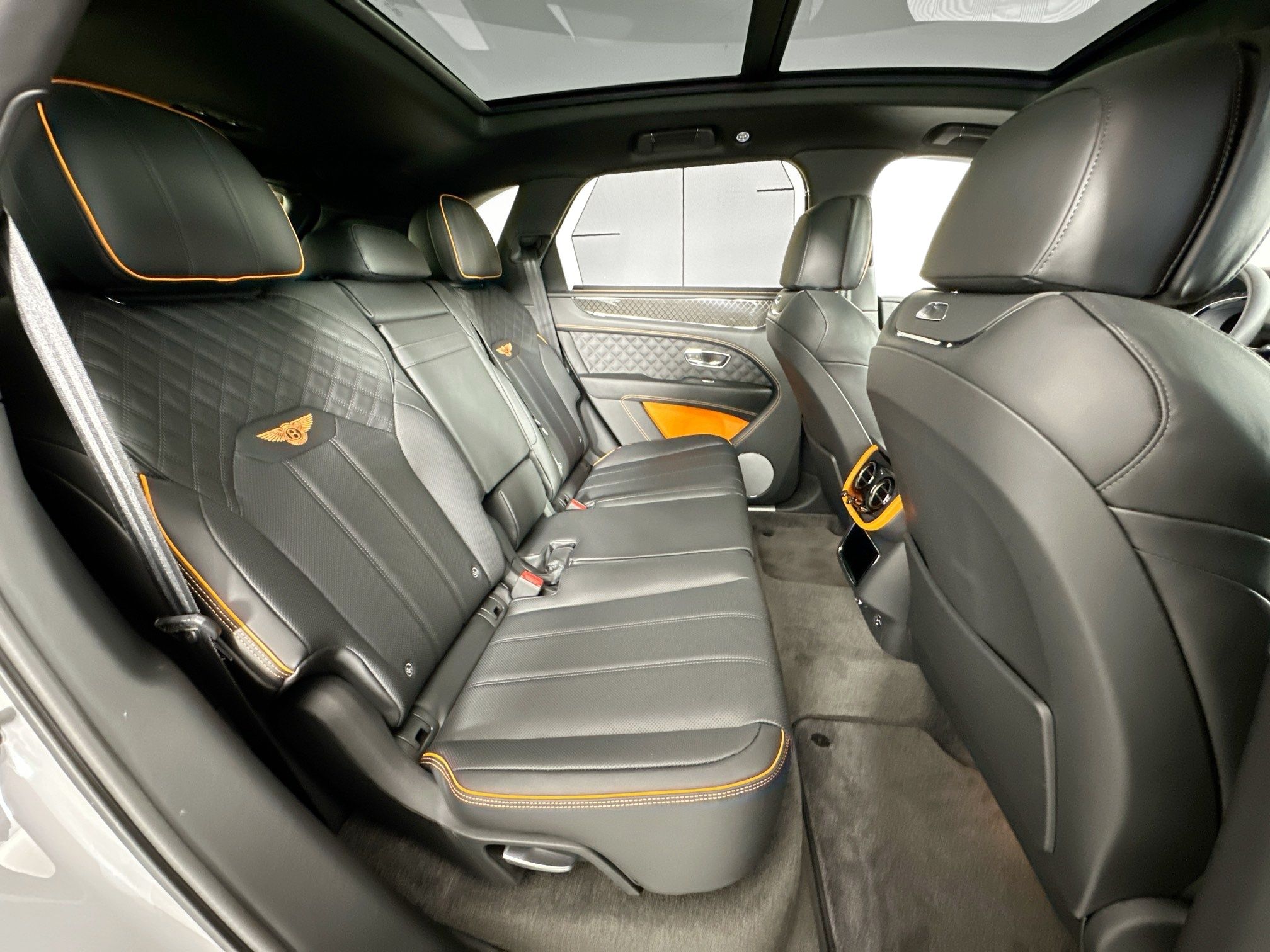 new 2025 Bentley Bentayga car