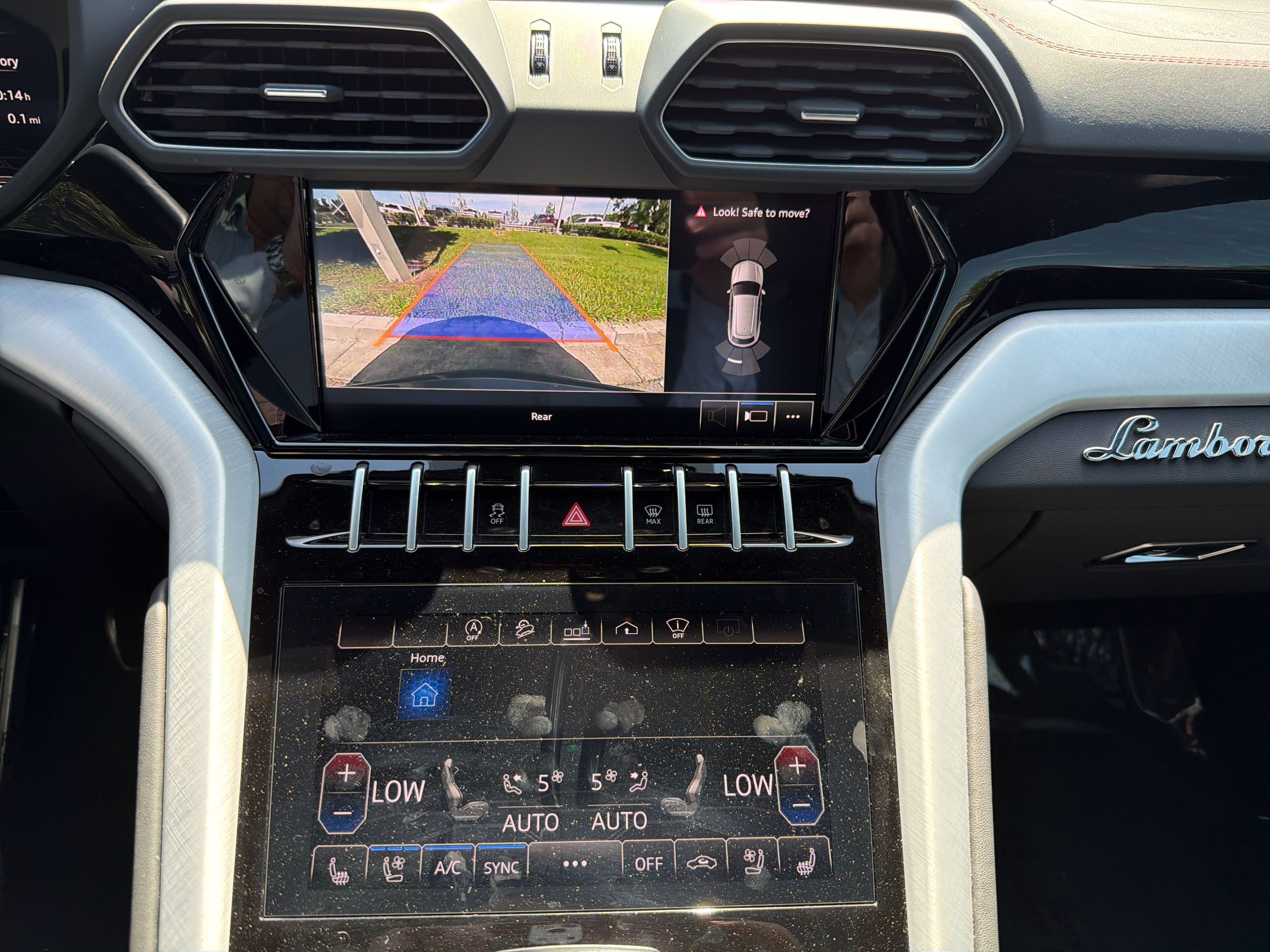 2021 Lamborghini Urus Base - Photo 13
