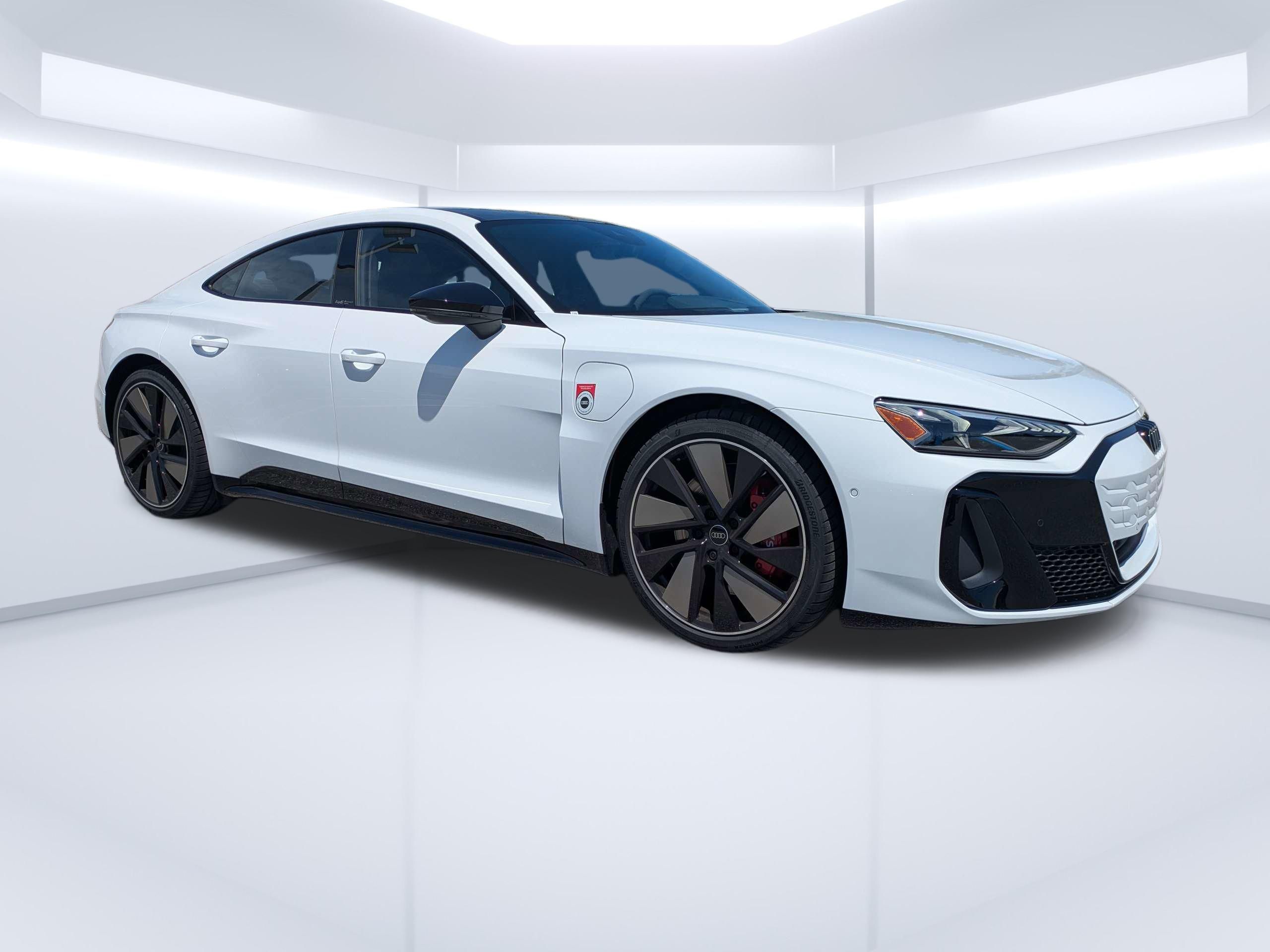 2026 Audi S e-tron GT Prestige quattro's photo