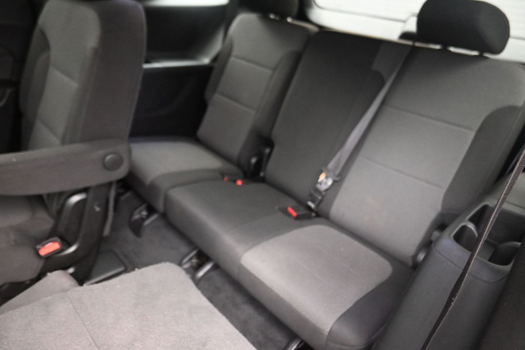 2023 Chevrolet Traverse LT White at AutoSavvy Houston Southwest