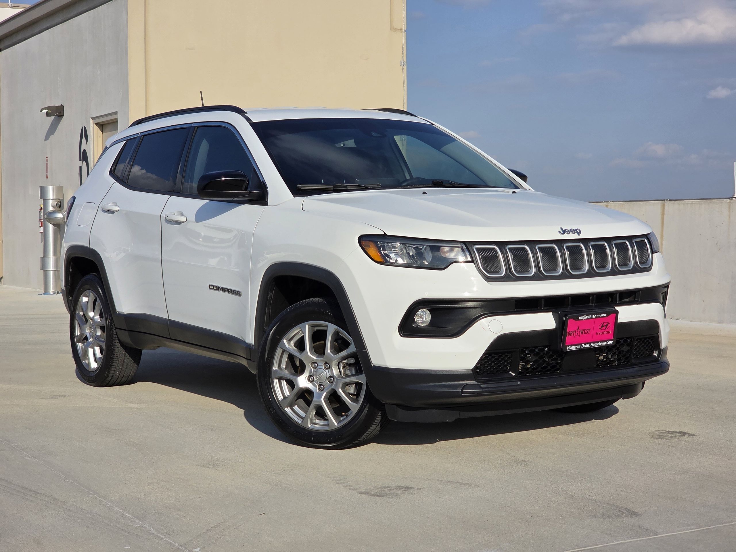 2022 Jeep Compass Latitude Lux White at Wharton Ford