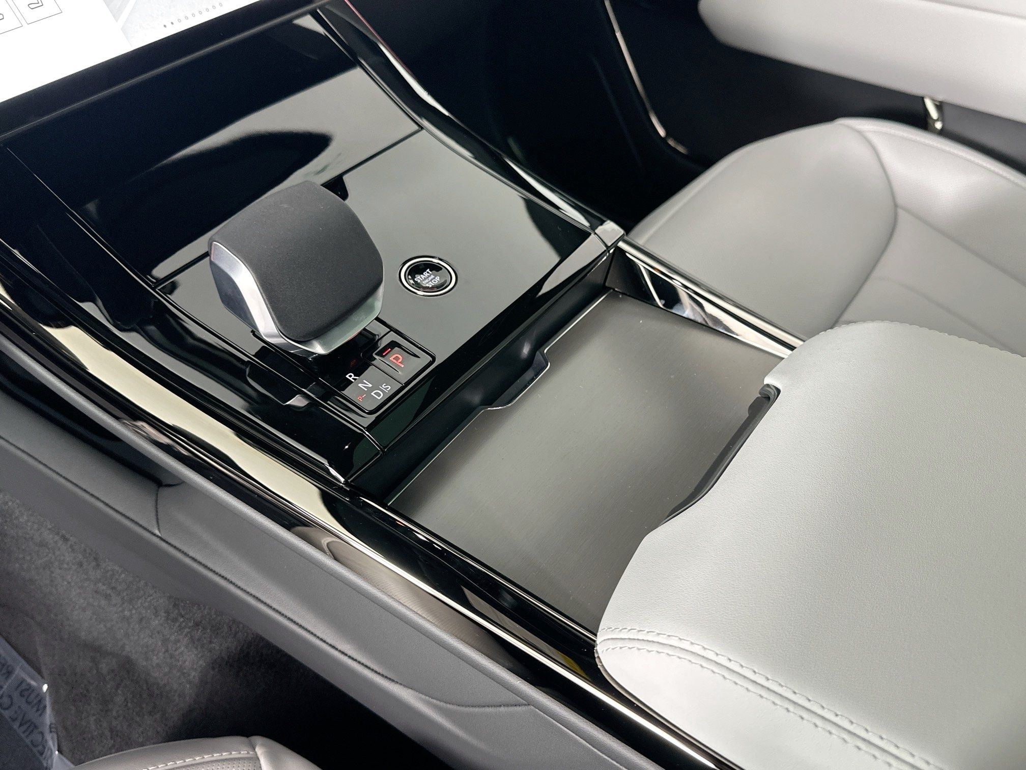 new 2026 Land Rover Range Rover Sport car, priced at $90,460