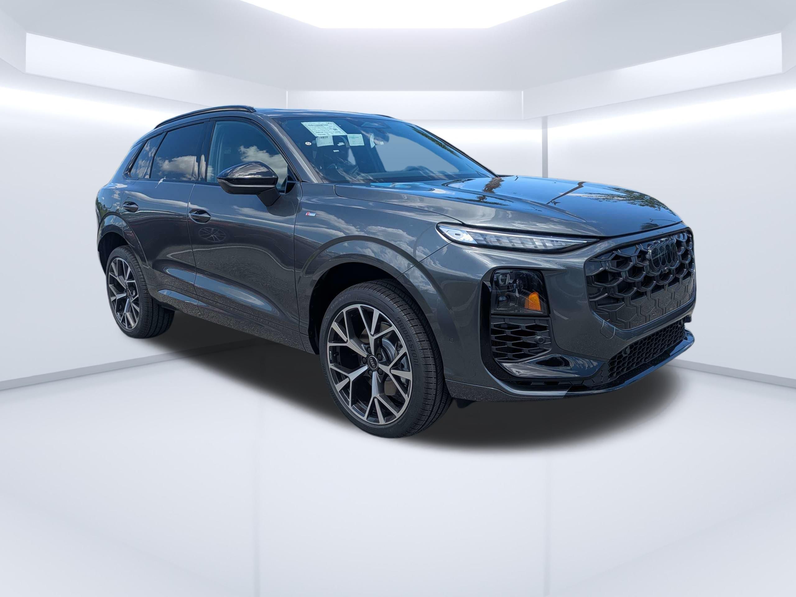 2026 Audi Q3 S line quattro's photo