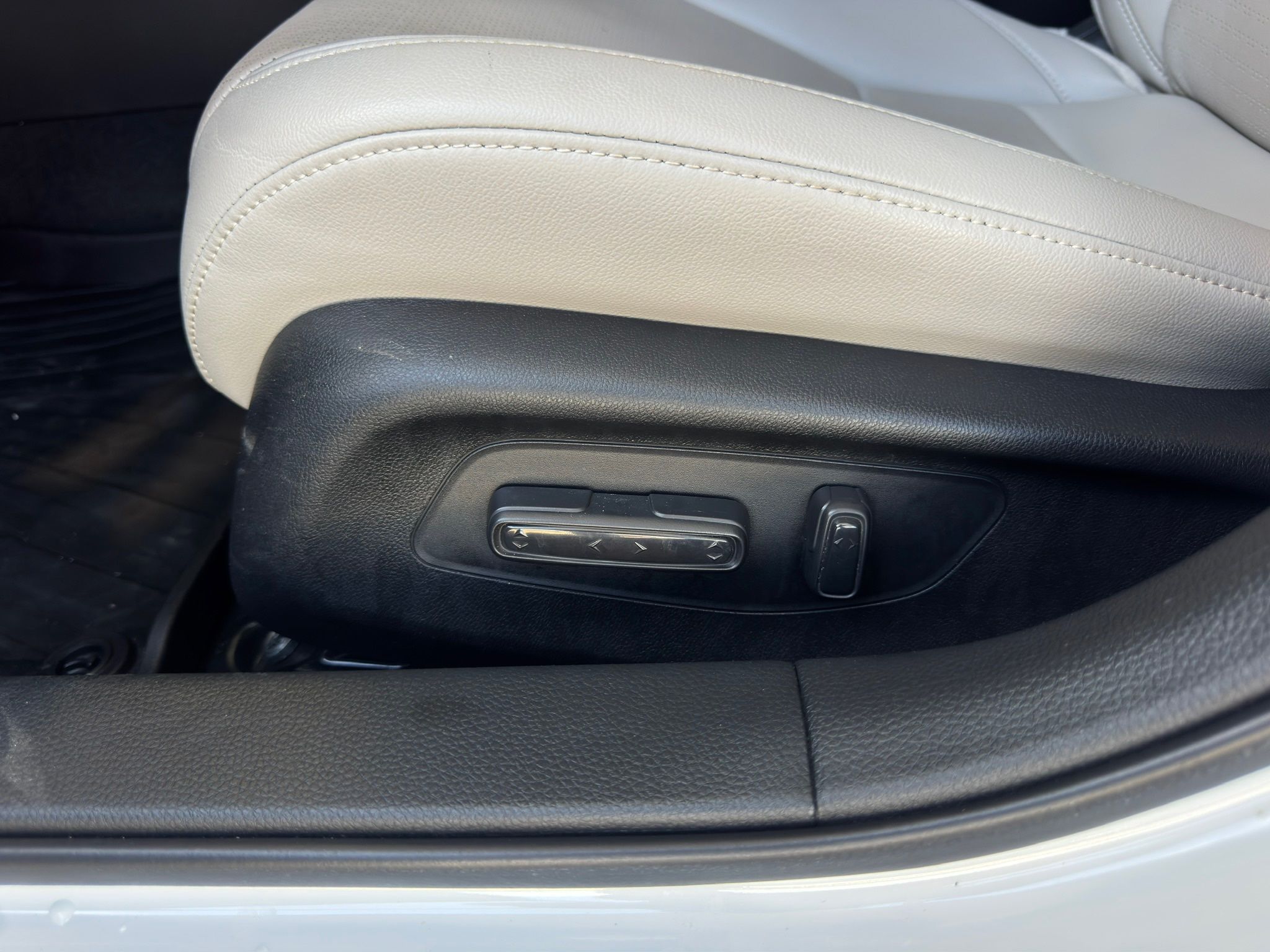 2022 Honda Civic Touring White at Cook Ford