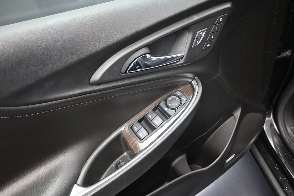 2022 Chevrolet Malibu Premier Black at Bravo Nissan