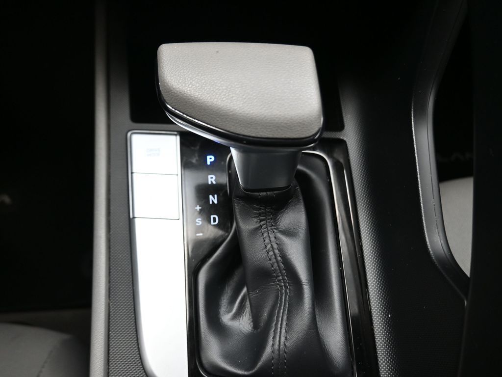 2021 Hyundai Elantra SEL White at Durrett Motor Company