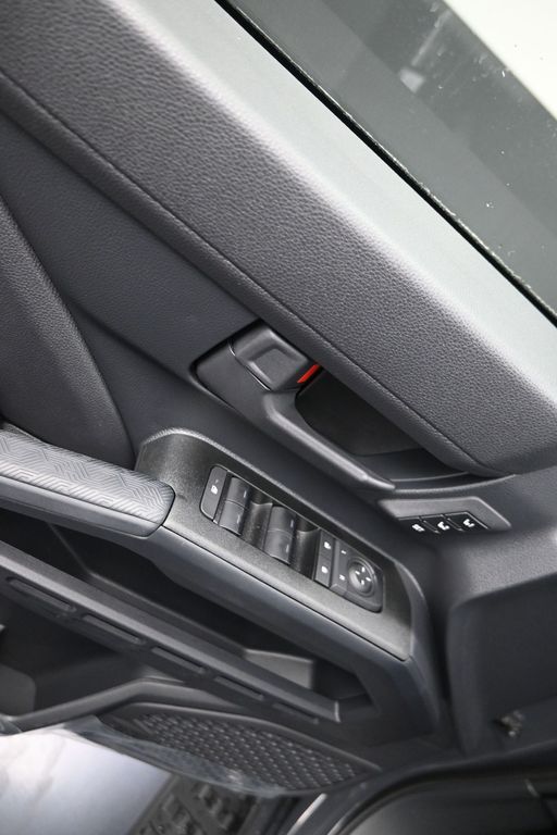 2026 Toyota 4Runner i-FORCE MAX Hybrid TRD Off Road Premium - 6