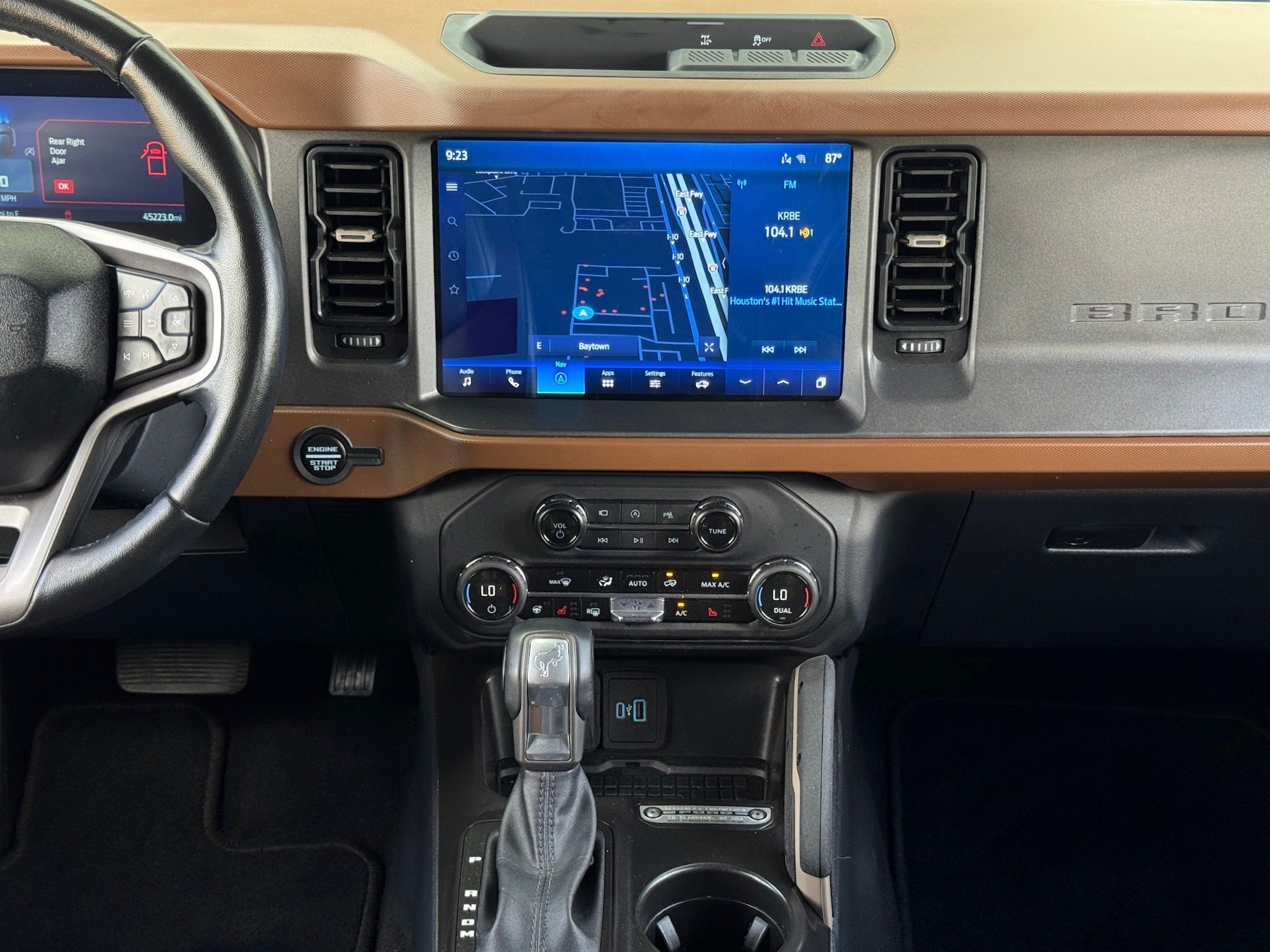 2024 Ford Bronco Outer Banks Green at Legacy Ford