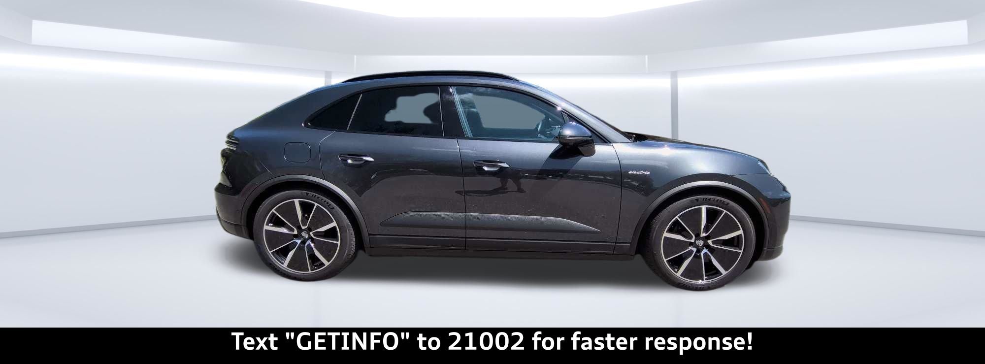 Porsche 2025 Macan Electric Base