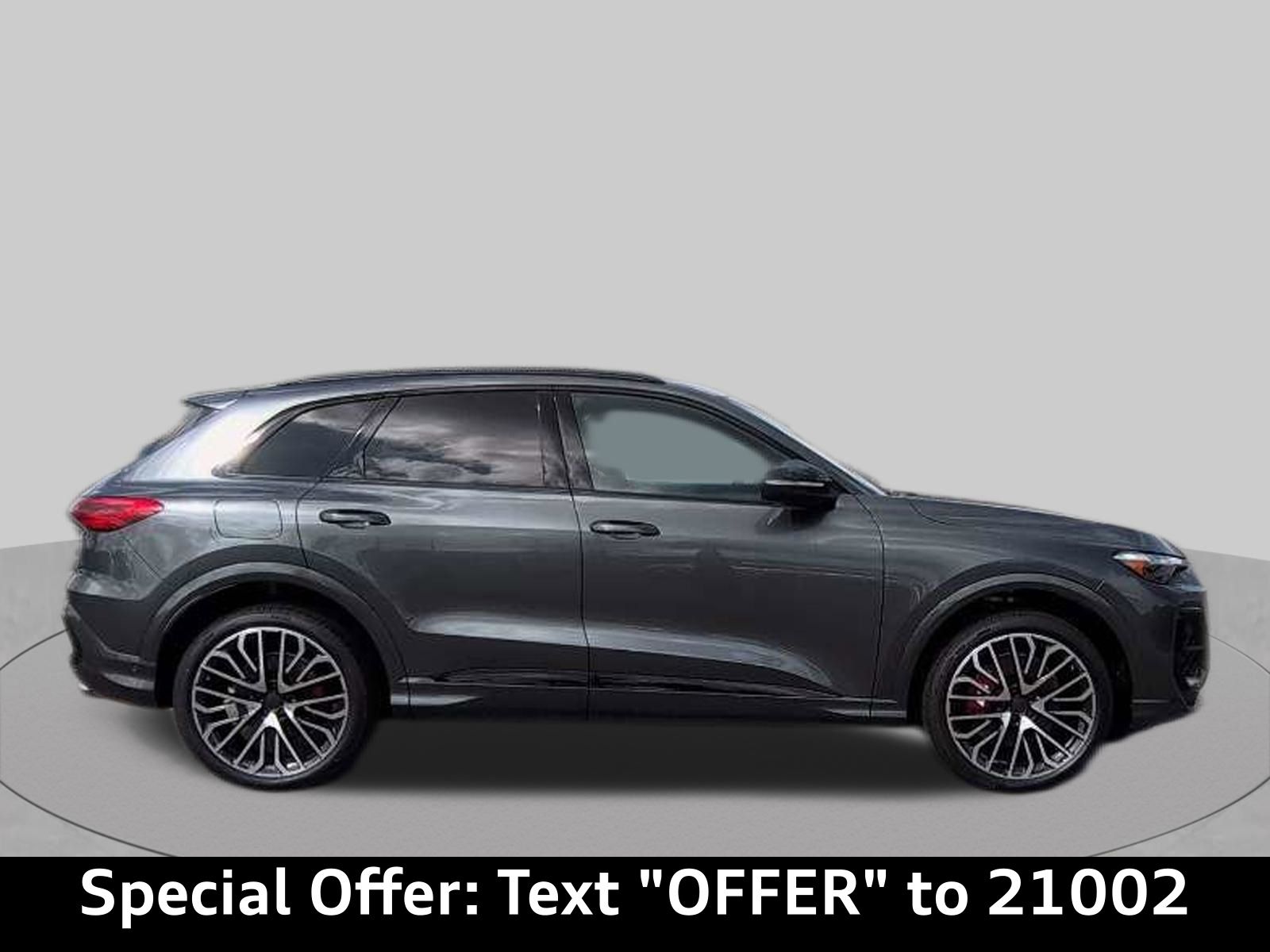Audi 2026 SQ5 Premium Plus quattro