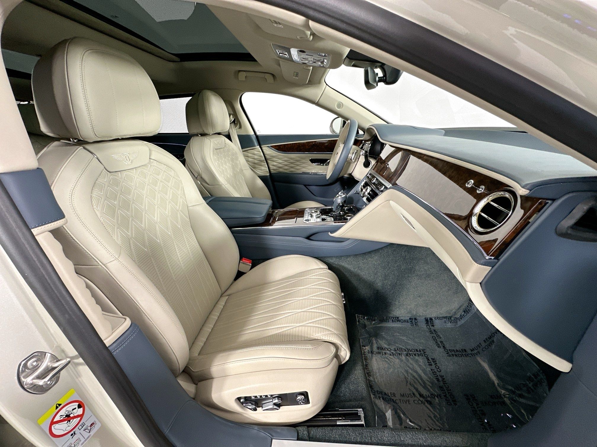 used 2022 Bentley Flying Spur car