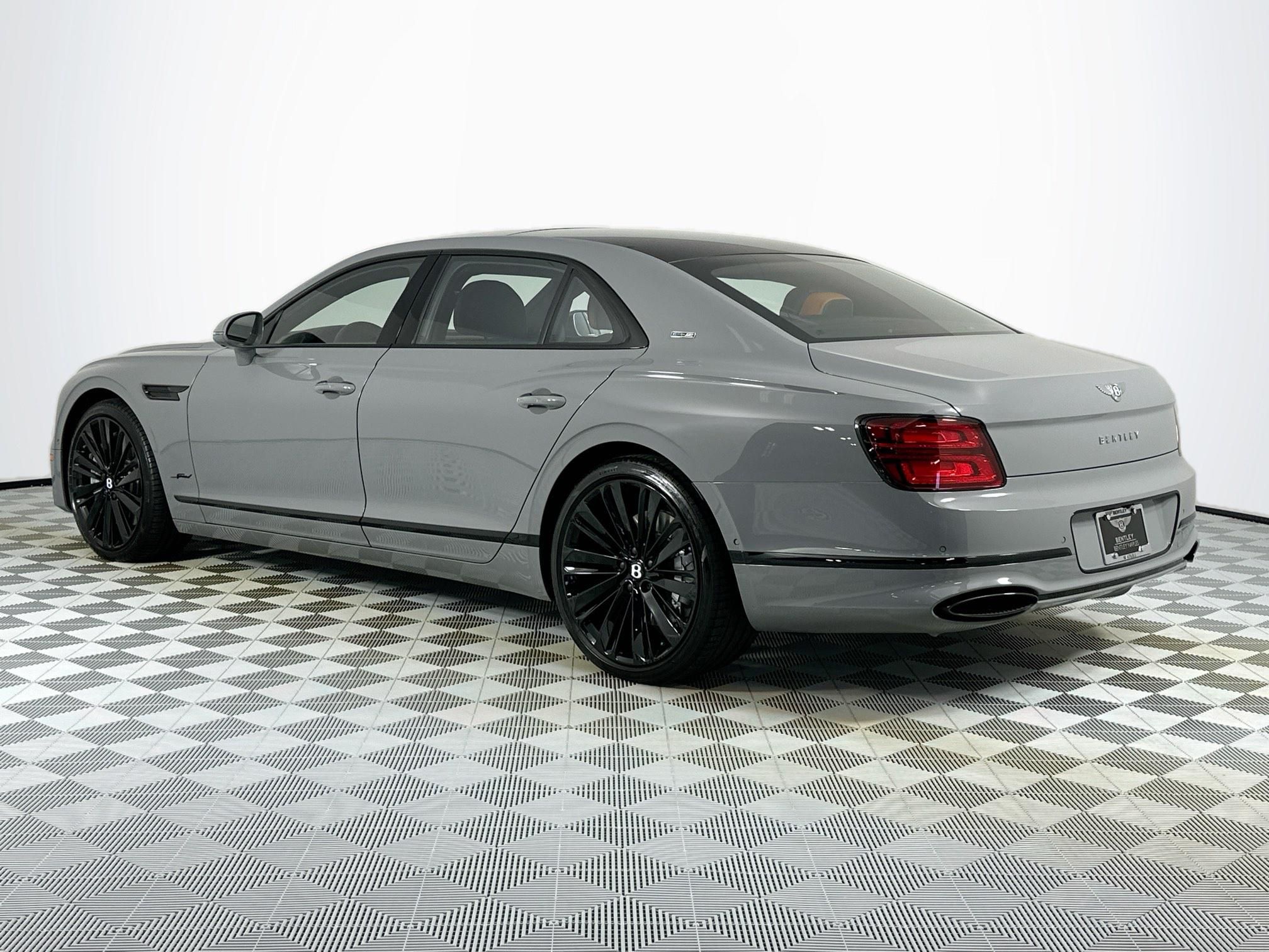 used 2024 Bentley Flying Spur car, priced at $279,998