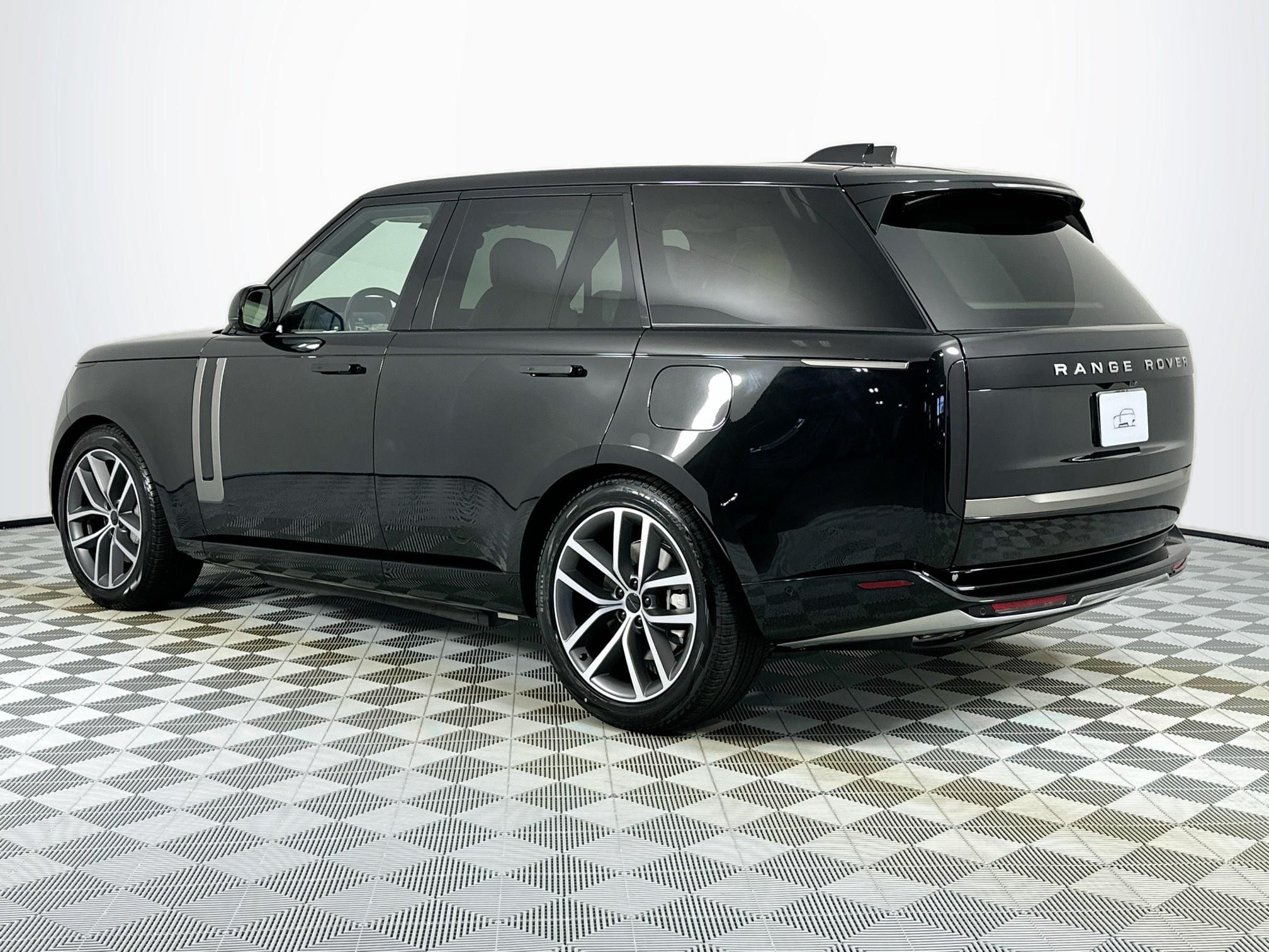 new 2026 Land Rover Range Rover Plug-In Hybrid car, priced at $133,760