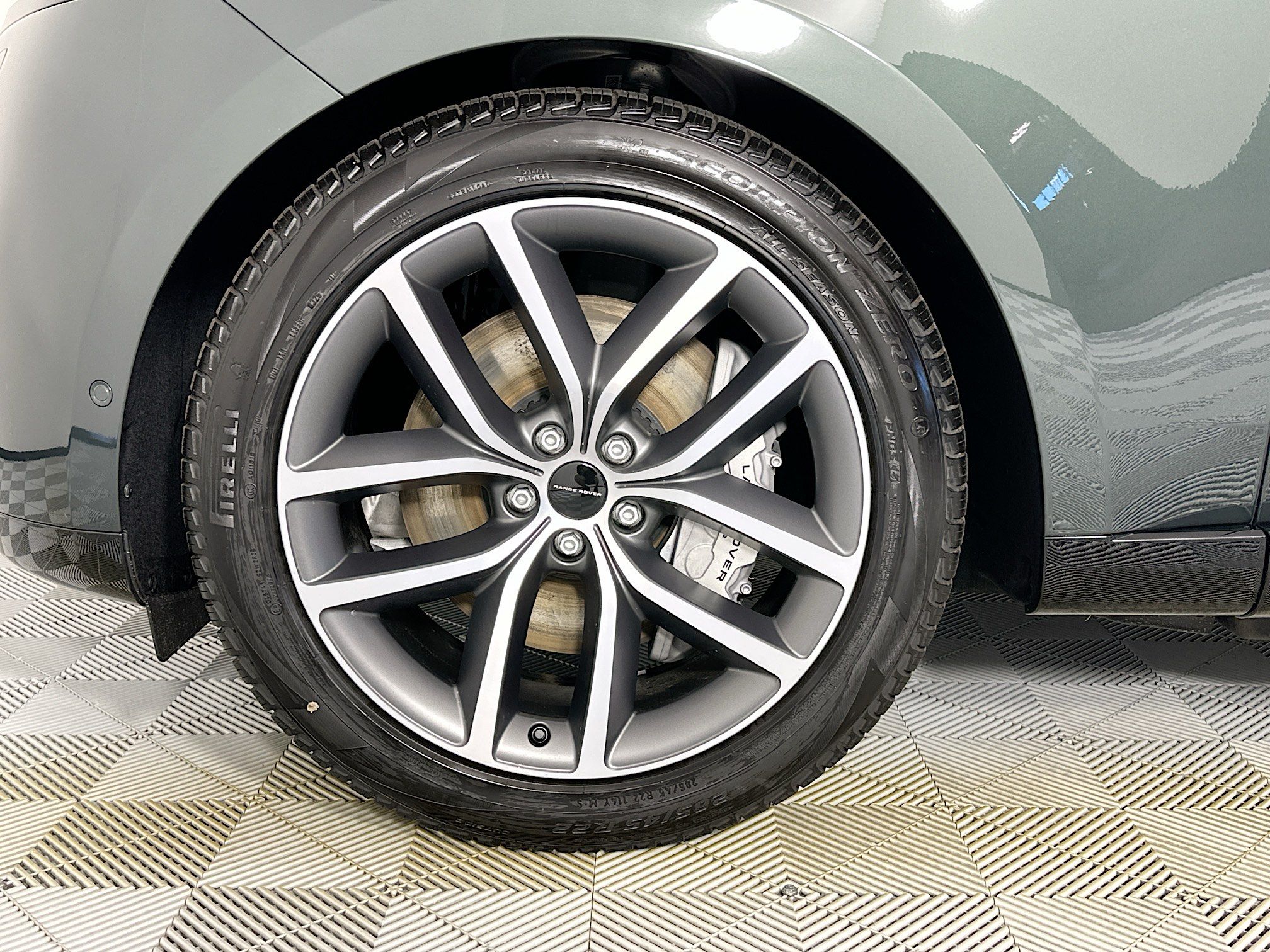 new 2026 Land Rover Range Rover Plug-In Hybrid car, priced at $134,950