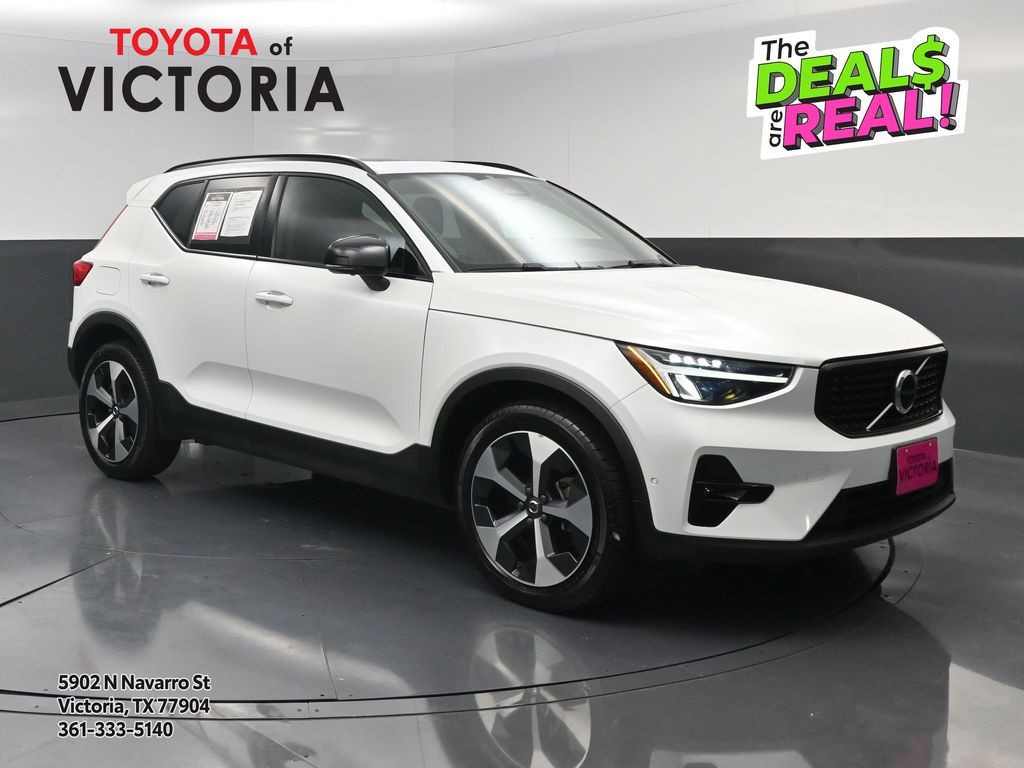 2023 Volvo XC40 Ultimate White at Big Star Chrysler Jeep Dodge Ram 