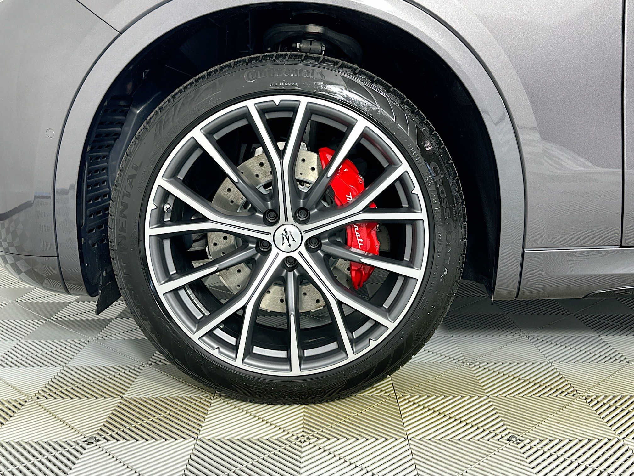 new 2026 Maserati Grecale car, priced at $94,765