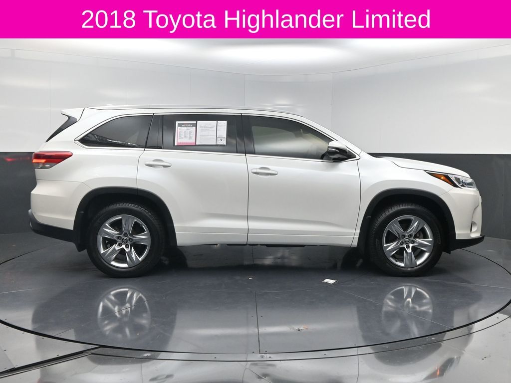 2018 Toyota Highlander Limited White at Toyota of Victoria