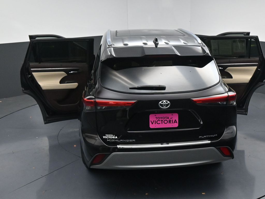 2021 Toyota Highlander Platinum Brown at Toyota of Victoria