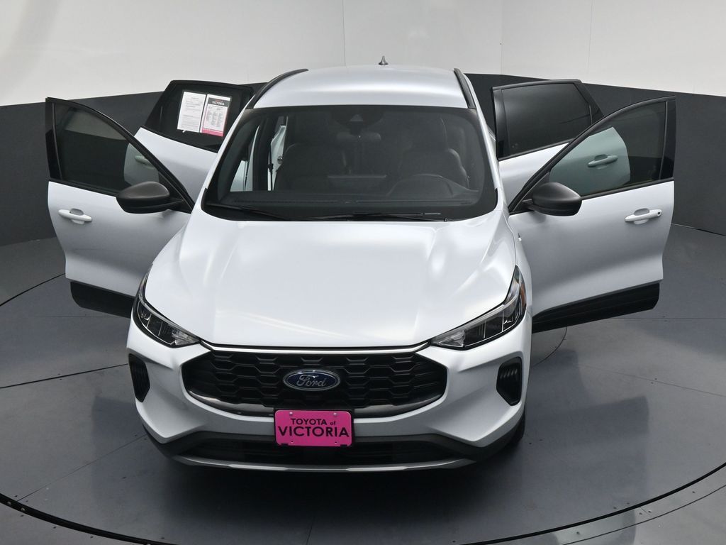2025 Ford Escape ST-Line Silver at AutoSavvy Houston Southwest