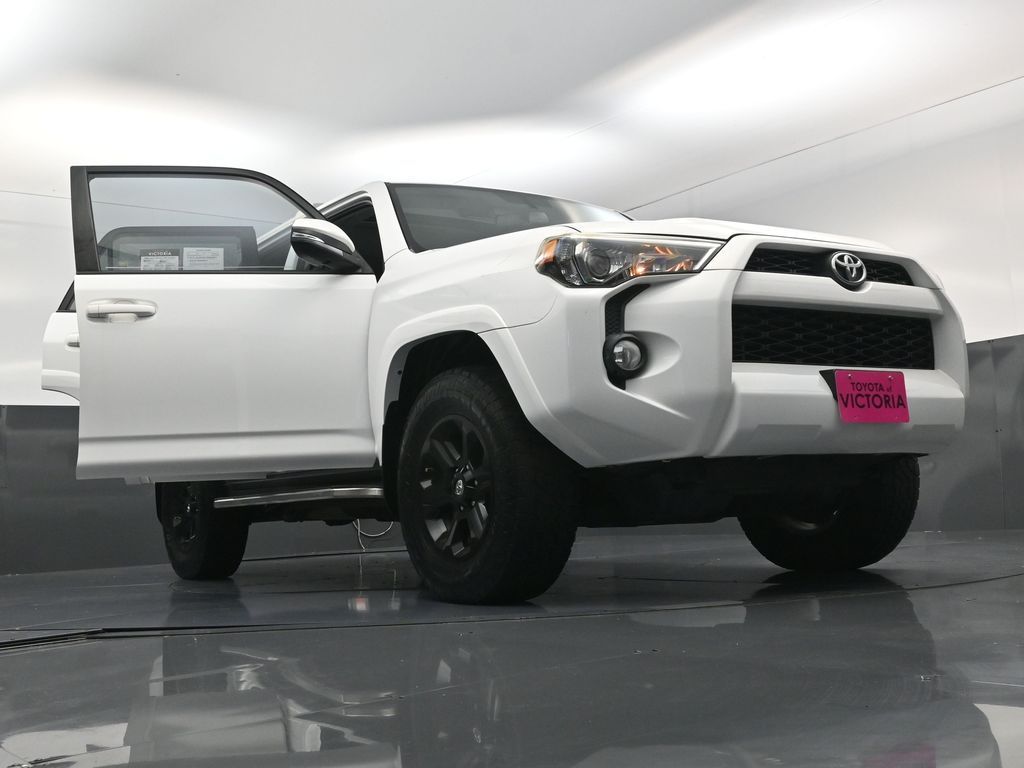 2018 Toyota 4Runner SR5 Premium White at Emmons Autoplex