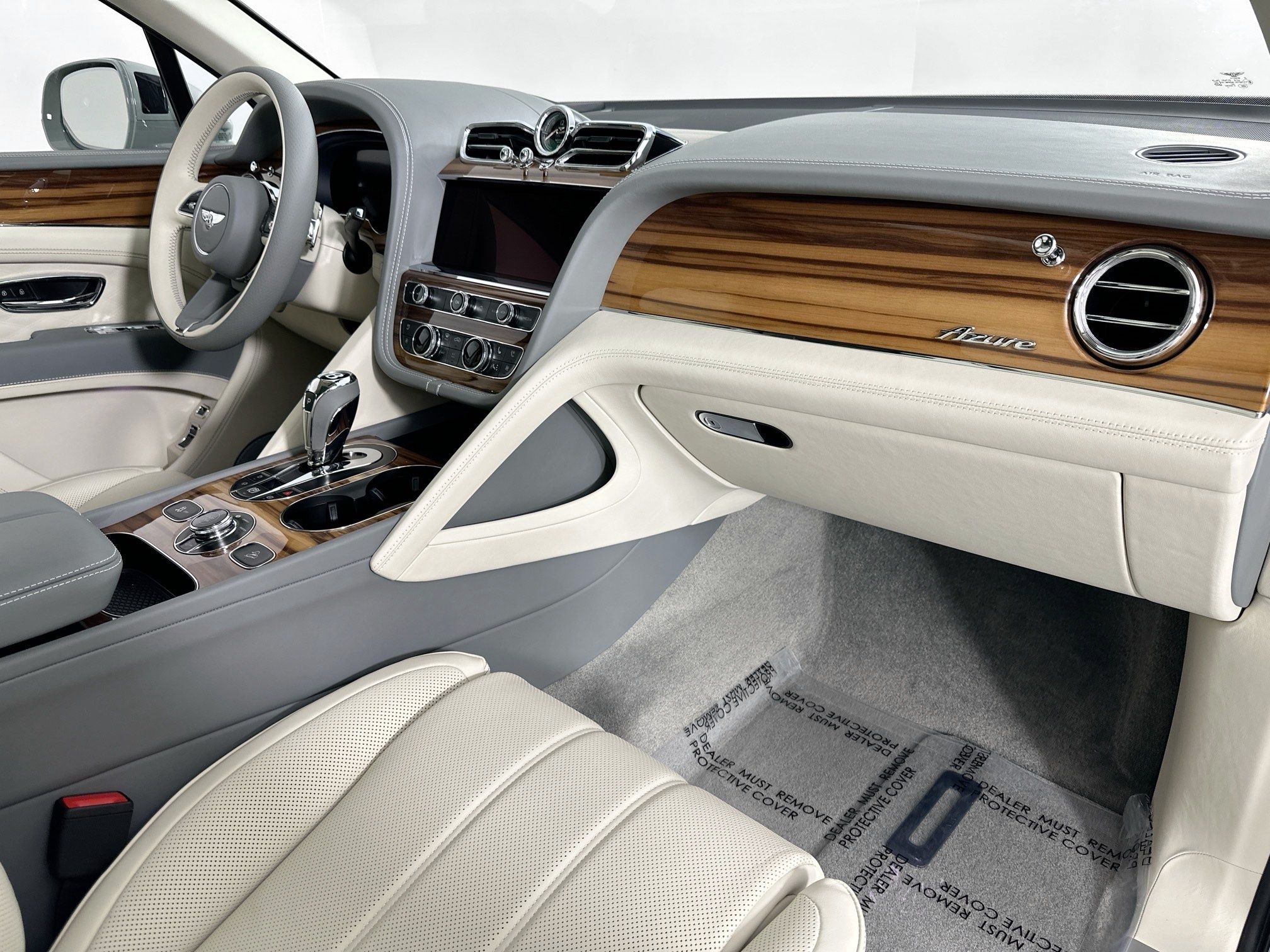 new 2025 Bentley Bentayga car