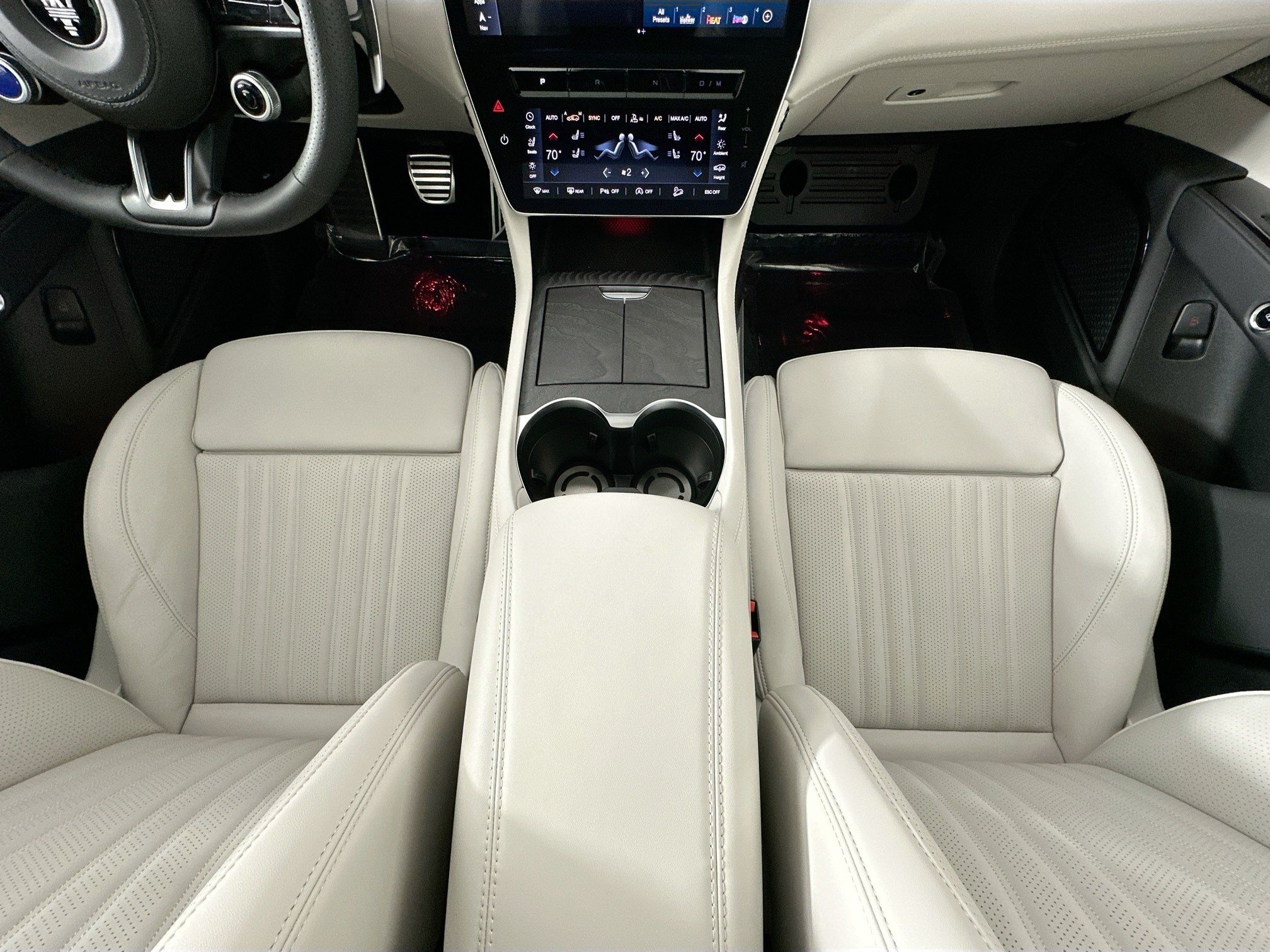 new 2026 Maserati Grecale car, priced at $94,765