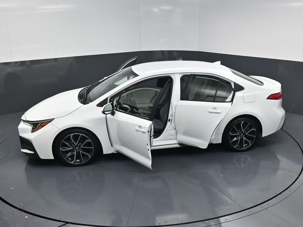 2021 Toyota Corolla SE White at Autostrade