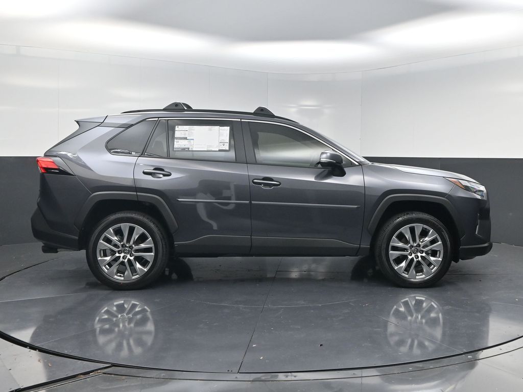 2025 Toyota RAV4 XLE Premium - 3