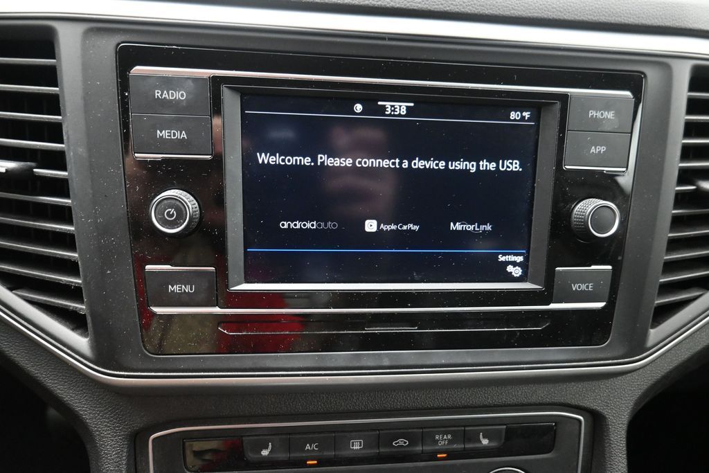 2022 Volkswagen Atlas 2.0T SE White at Wharton Ford
