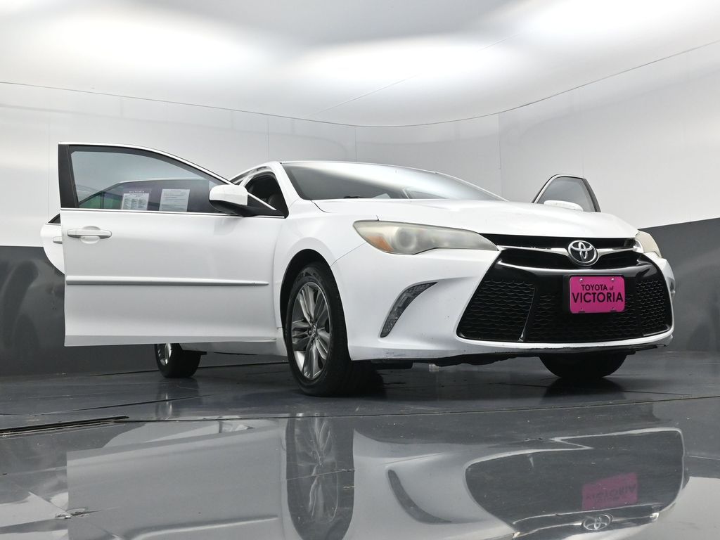 2017 Toyota Camry SE Silver at Emmons Autoplex