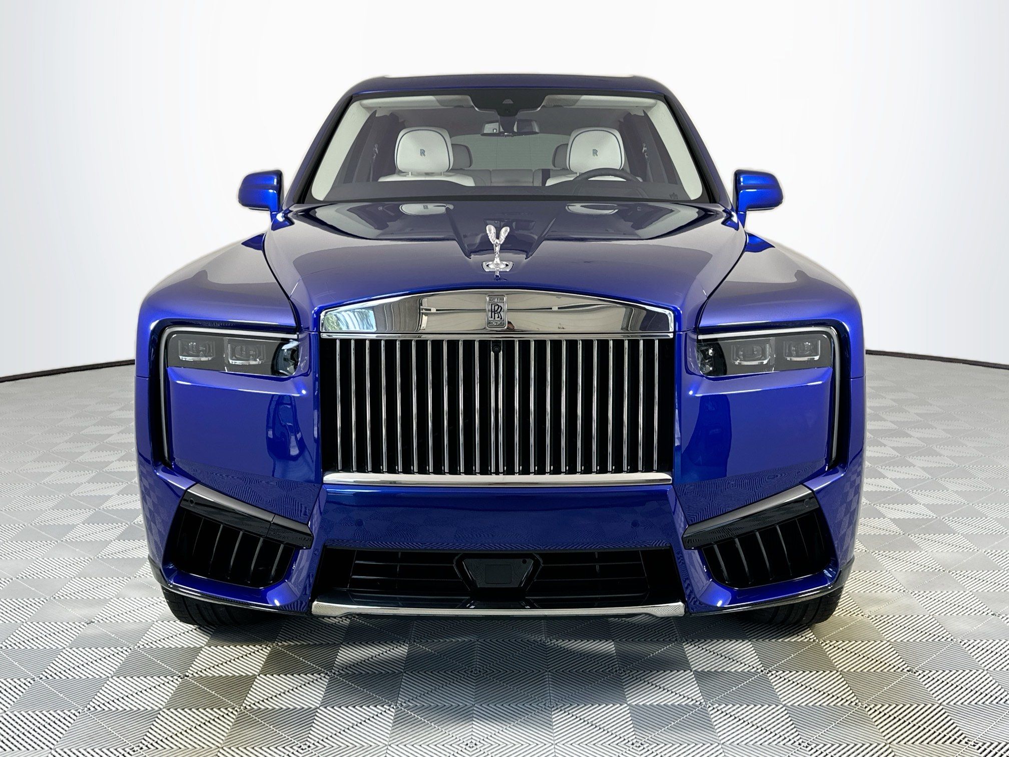 used 2025 Rolls-Royce Cullinan car, priced at $467,575