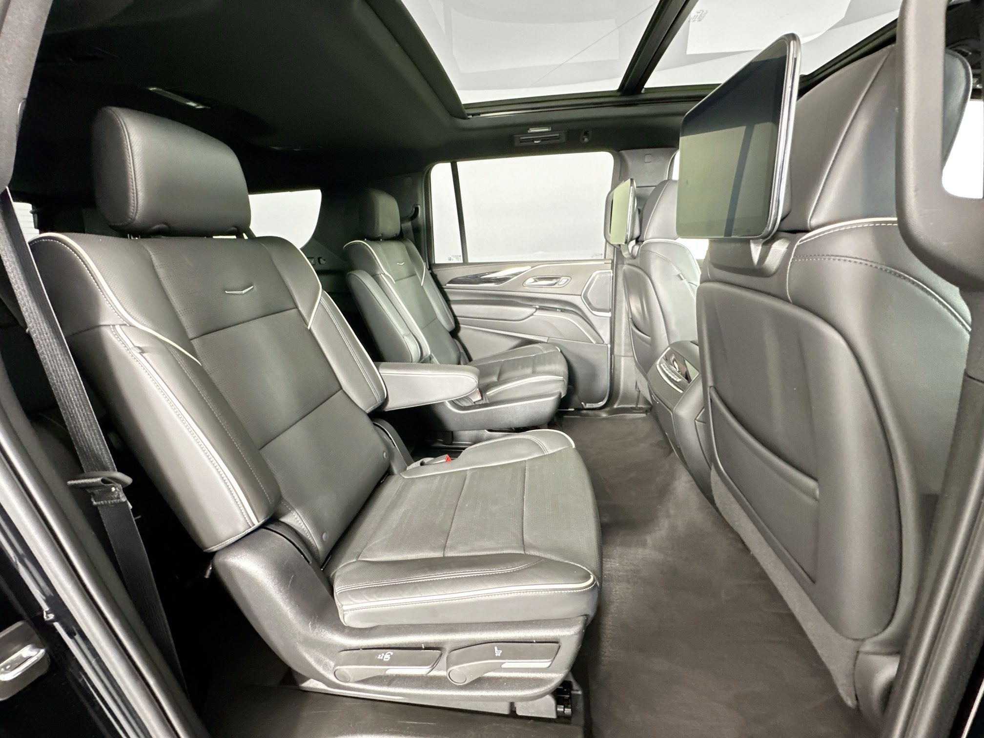 used 2024 Cadillac Escalade ESV car, priced at $89,998