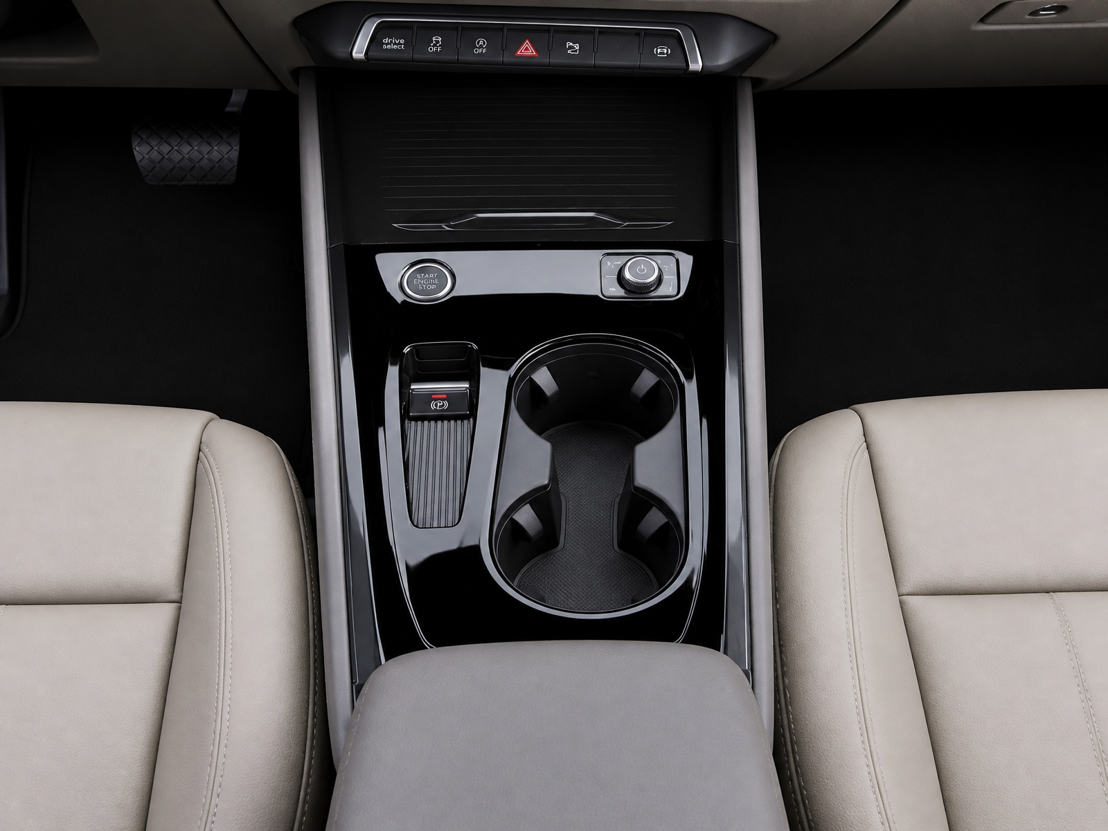 Audi 2026 Q3 S line quattro
