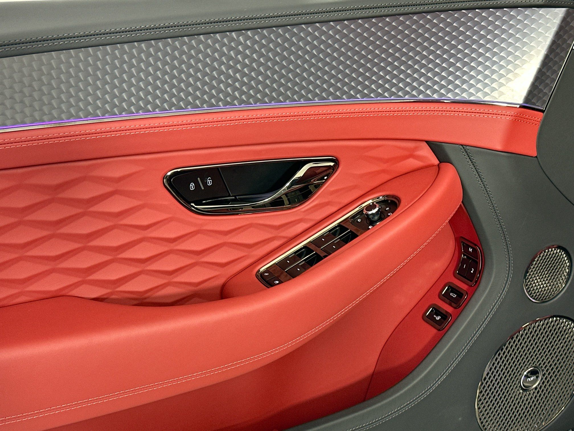 new 2025 Bentley Continental GTC car