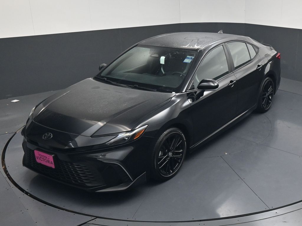 2025 Toyota Camry SE - 11