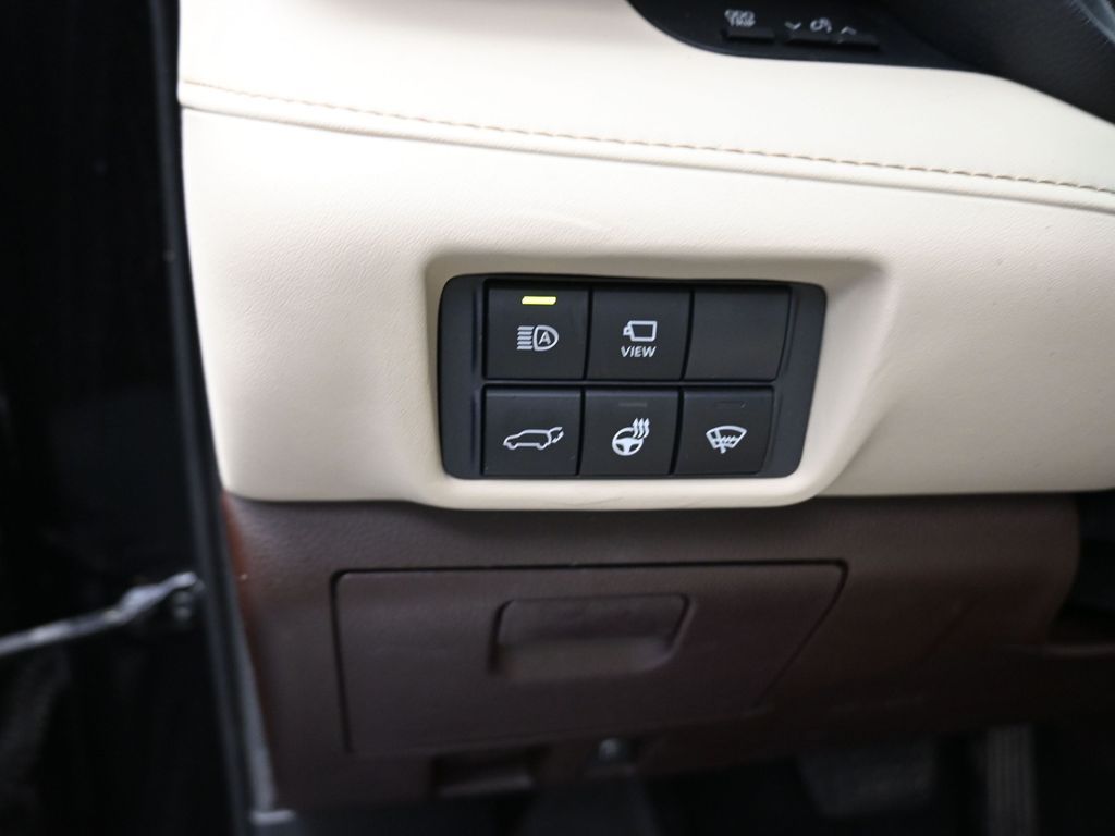 2021 Toyota Highlander Platinum Brown at Toyota of Victoria