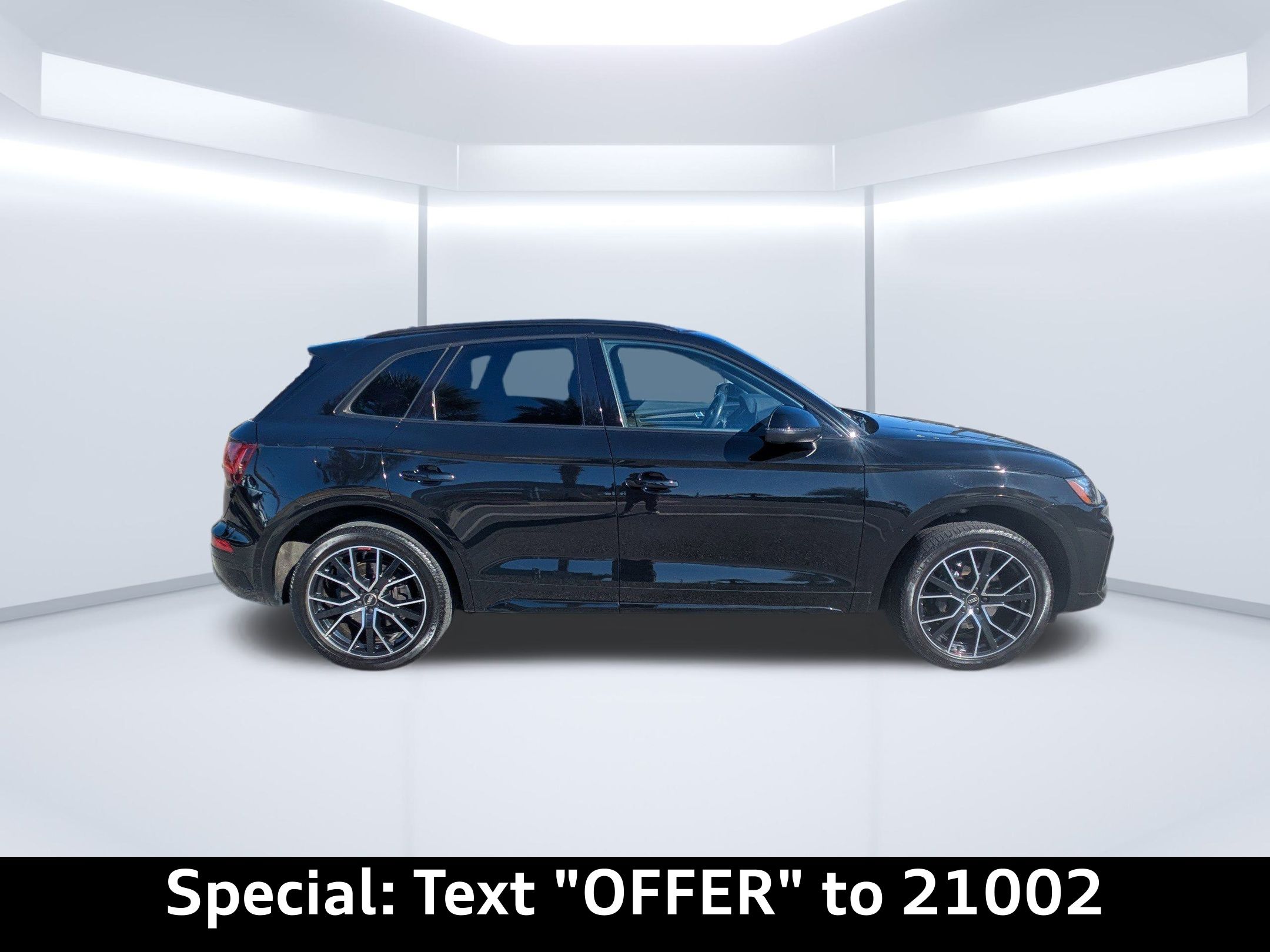 Audi 2023 SQ5 Premium Plus quattro
