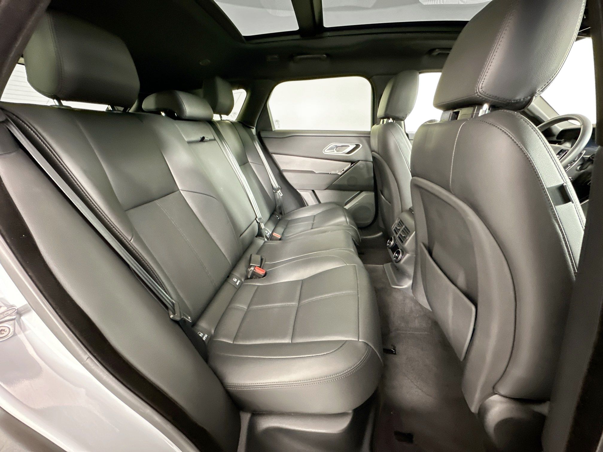 used 2024 Land Rover Range Rover Velar car