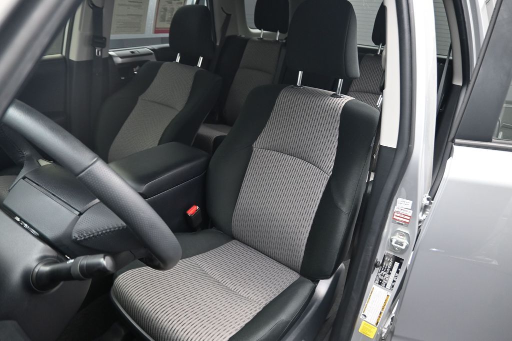 2024 Toyota 4Runner SR5 - 9