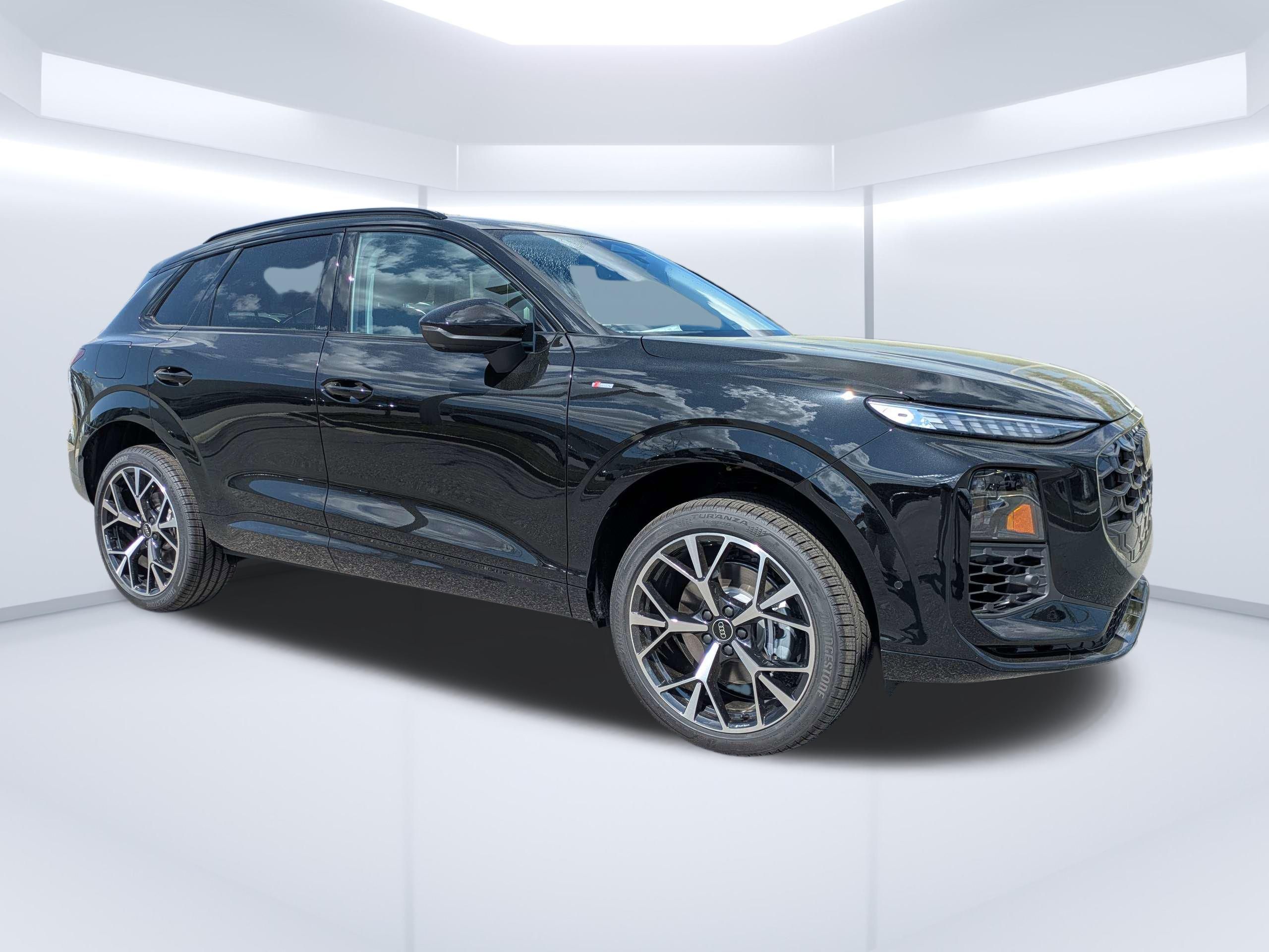 Mythos Black Metallic 2026 Audi Q3 SUV / Crossover All-Wheel Drive 7-Speed Automatic