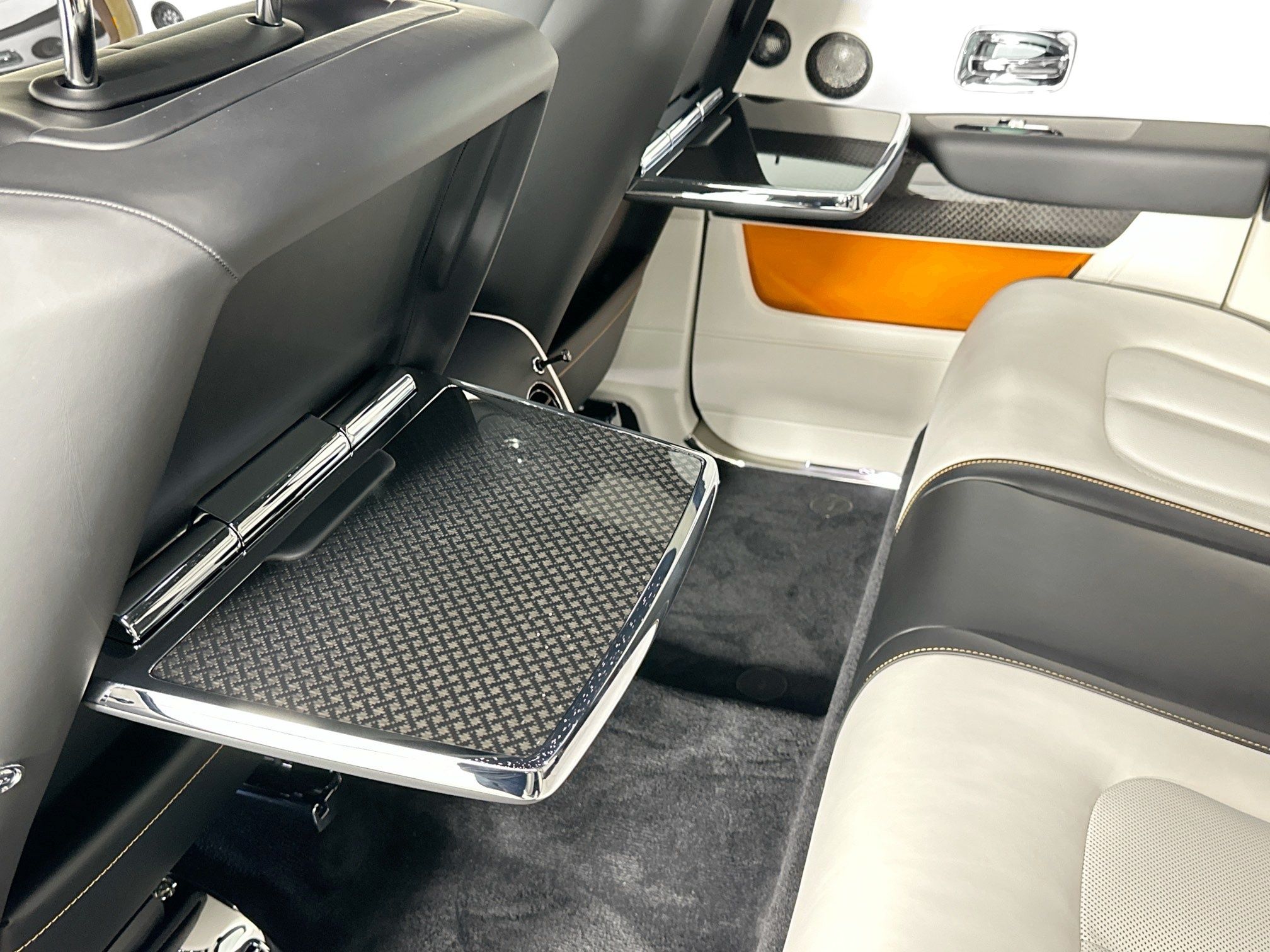 new 2026 Rolls-Royce Cullinan car, priced at $587,550