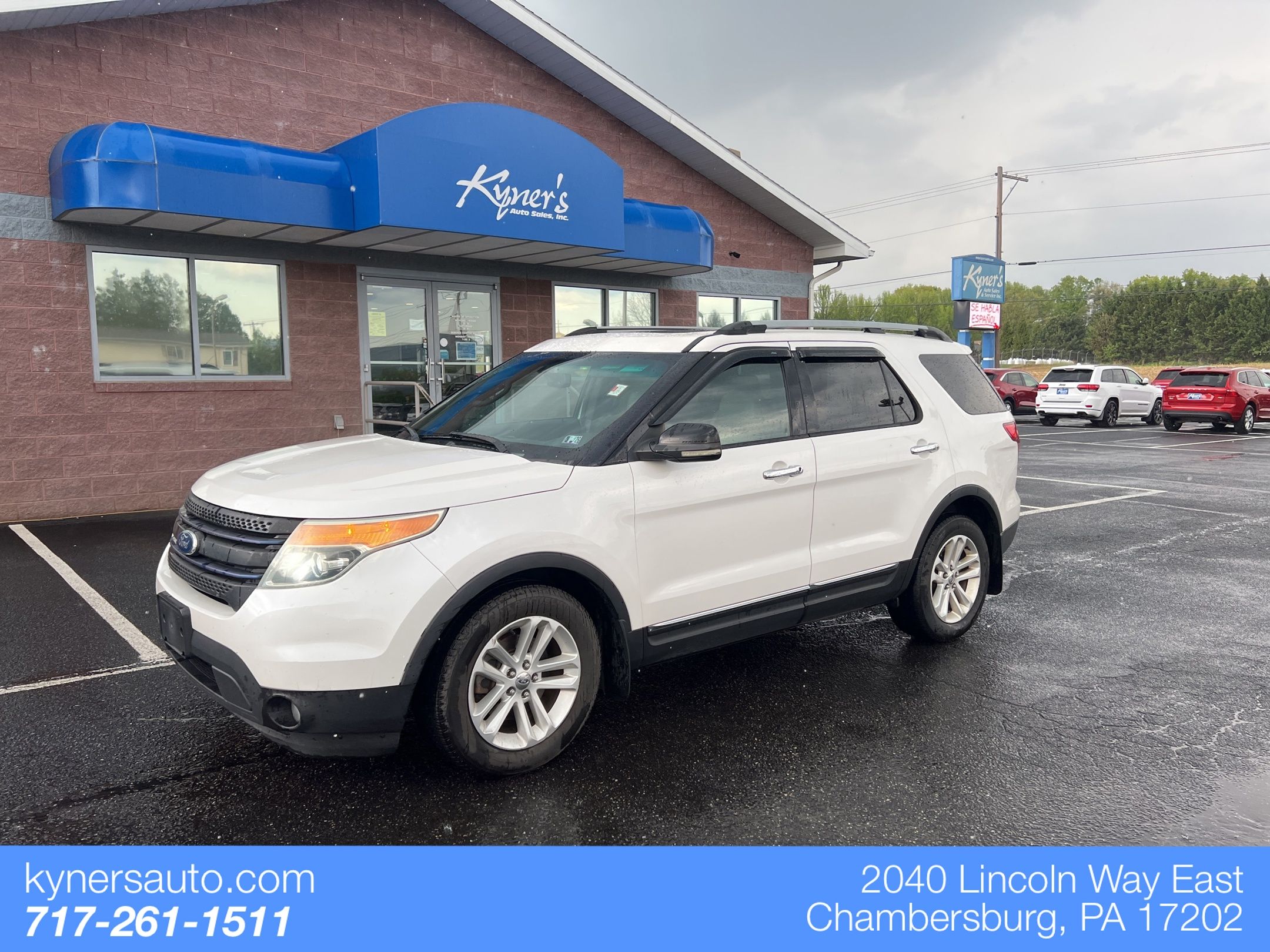 White Platinum Clearcoat Metallic 2011 Ford Explorer XLT 4WD SUV / Crossover All-Wheel Drive 6-Speed Automatic