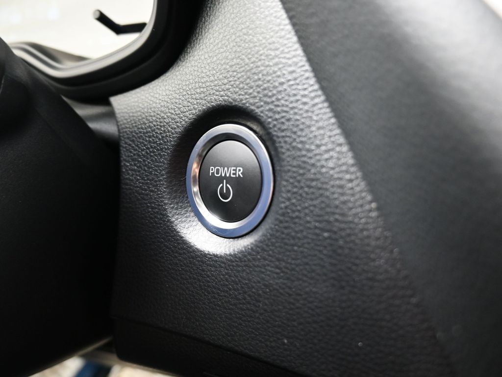 2026 Toyota Corolla Hybrid SE - 9