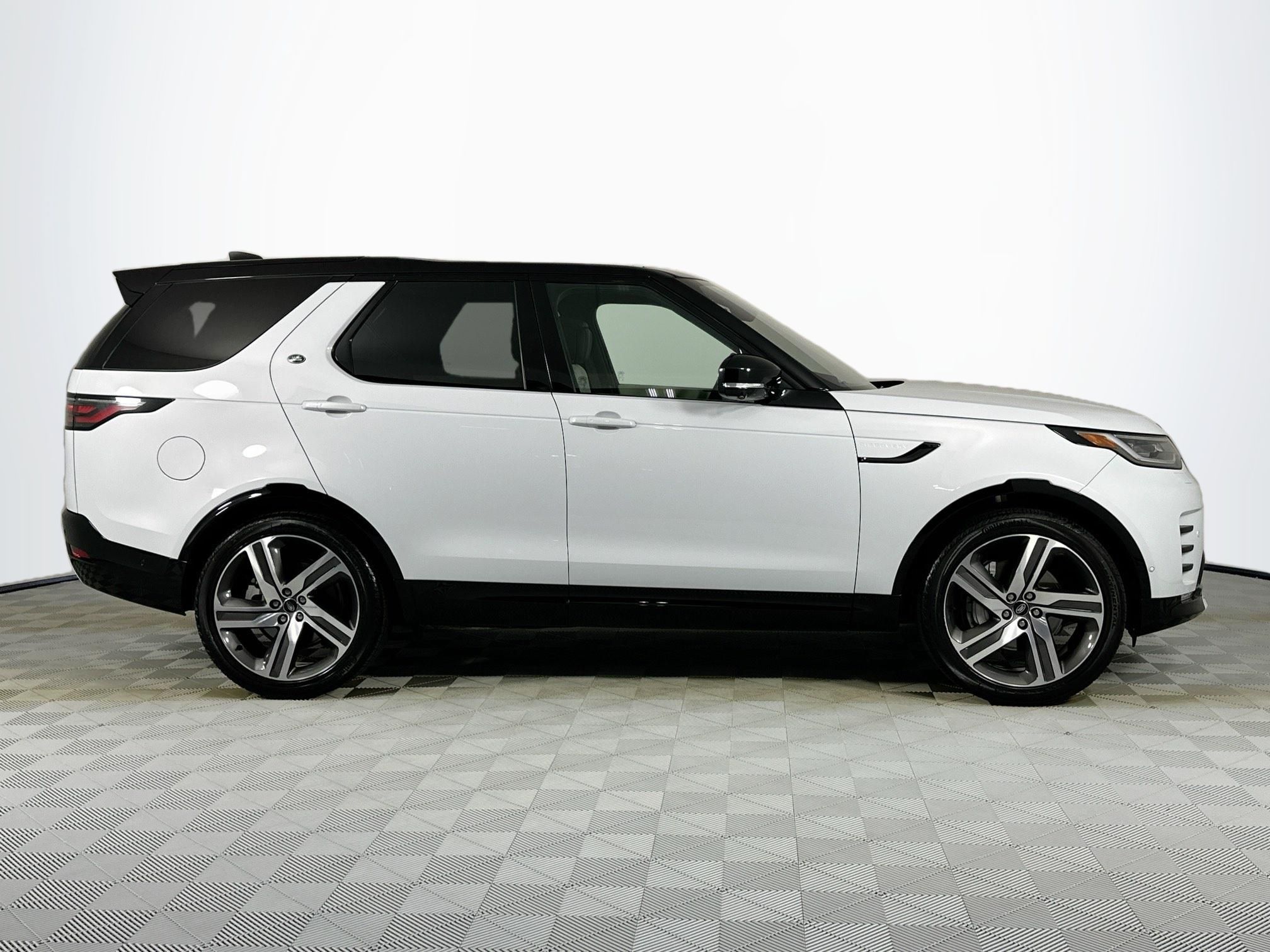 used 2023 Land Rover Discovery car, priced at $37,995