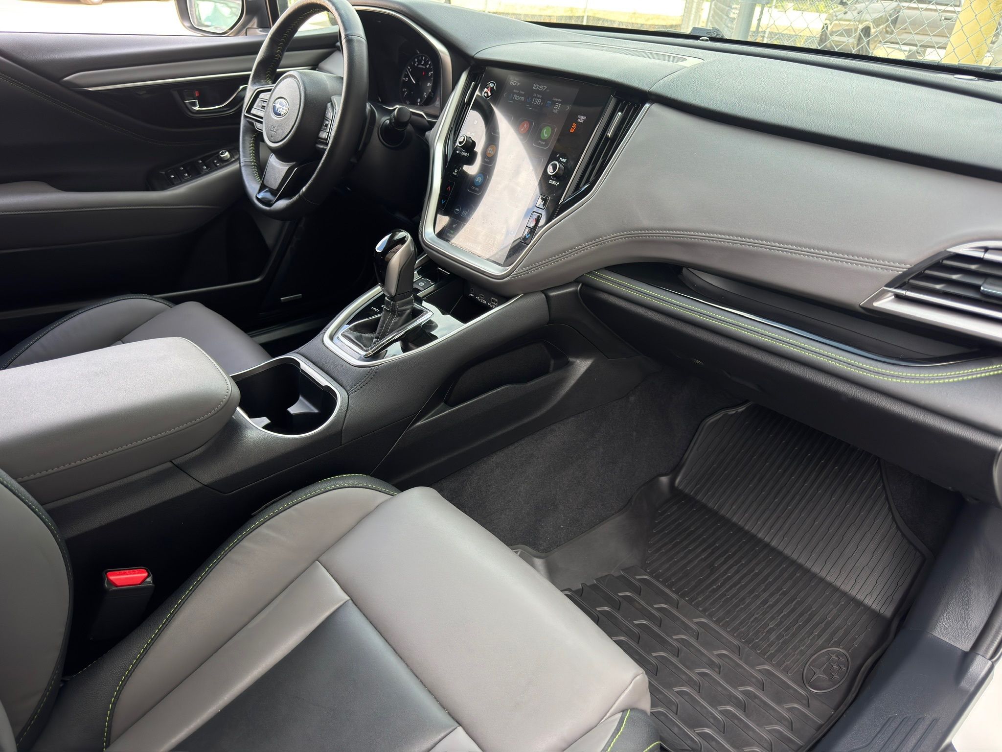 2025 Subaru Outback Onyx Edition White at Gullo Toyota