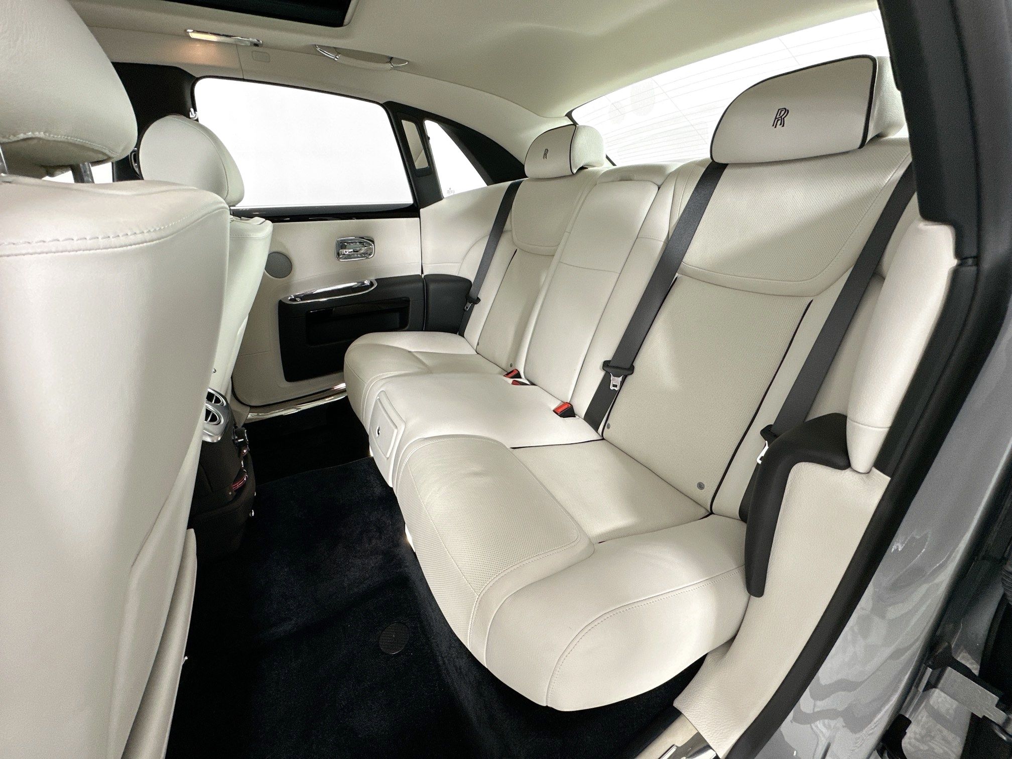 used 2016 Rolls-Royce Ghost car, priced at $149,998