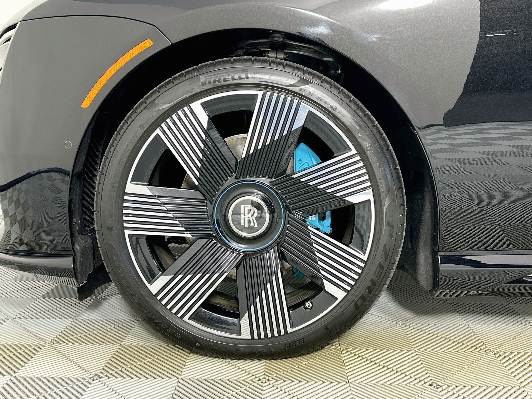 new 2026 Rolls-Royce Spectre car, priced at $479,650